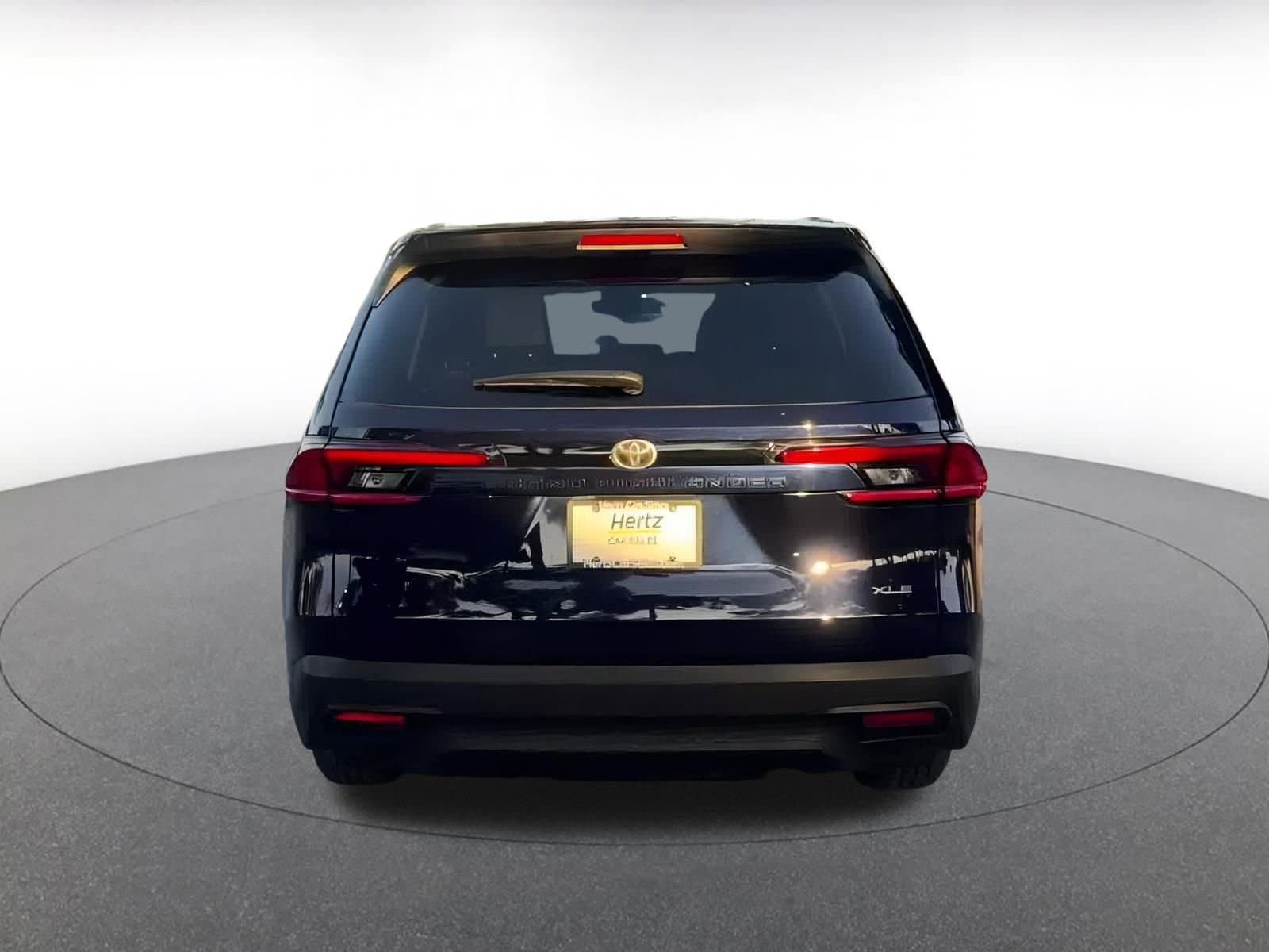 Thumbnail: 2025 Toyota Grand Highlander - 12