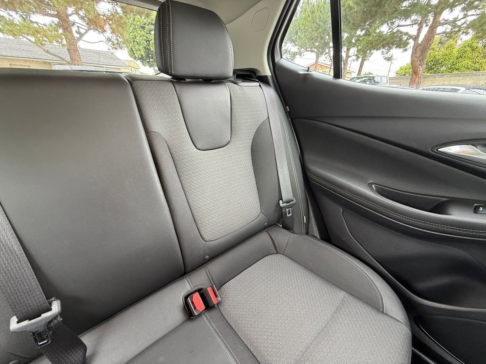 Thumbnail: 2025 Buick Encore GX - 34