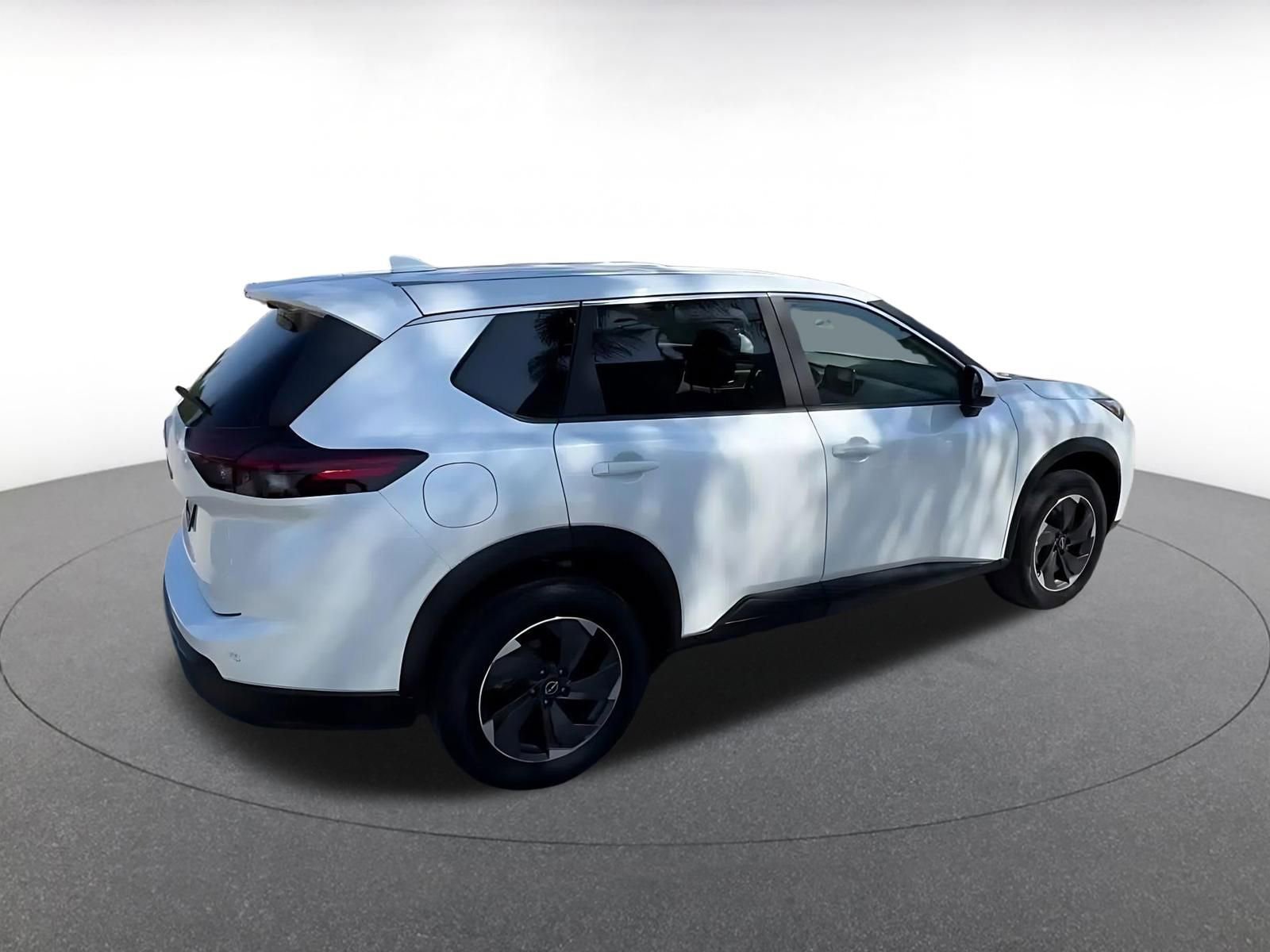 Thumbnail: 2025 Nissan Rogue - 14