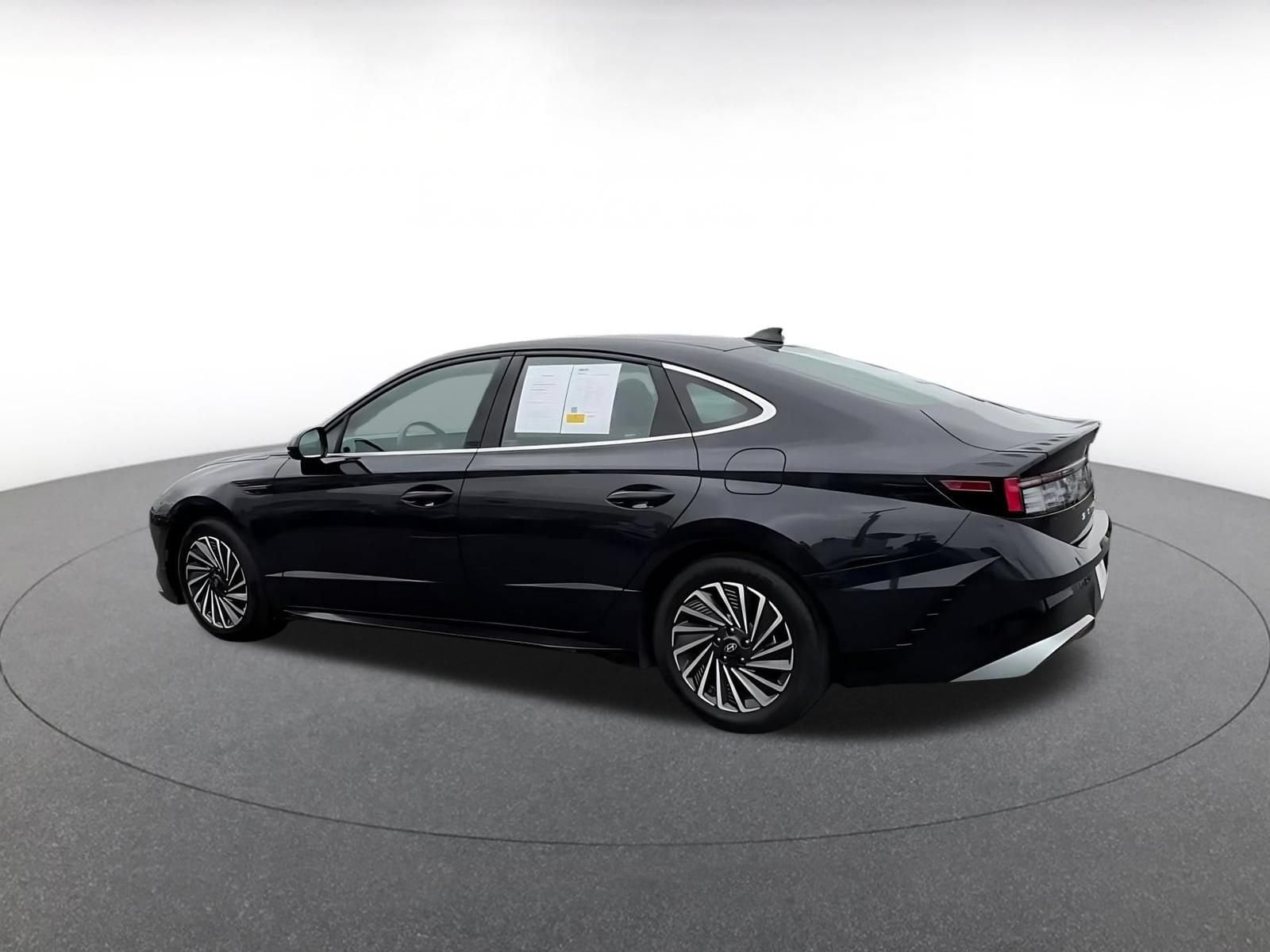 Thumbnail: 2025 Hyundai Sonata - 10