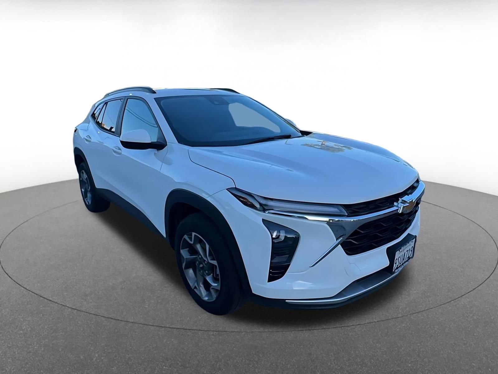 Thumbnail: 2025 Chevrolet Trax - 1