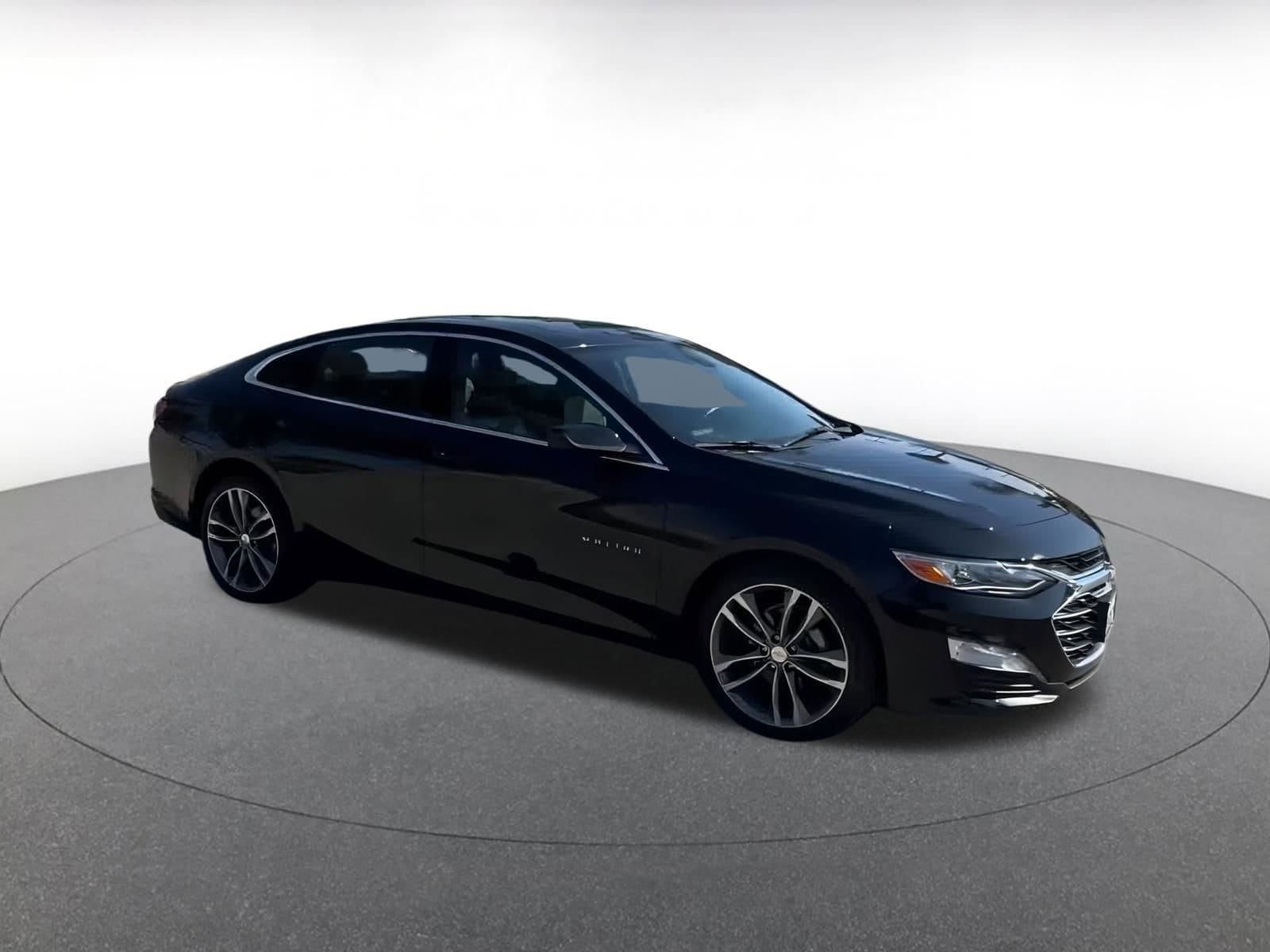 Thumbnail: 2024 Chevrolet Malibu - 2