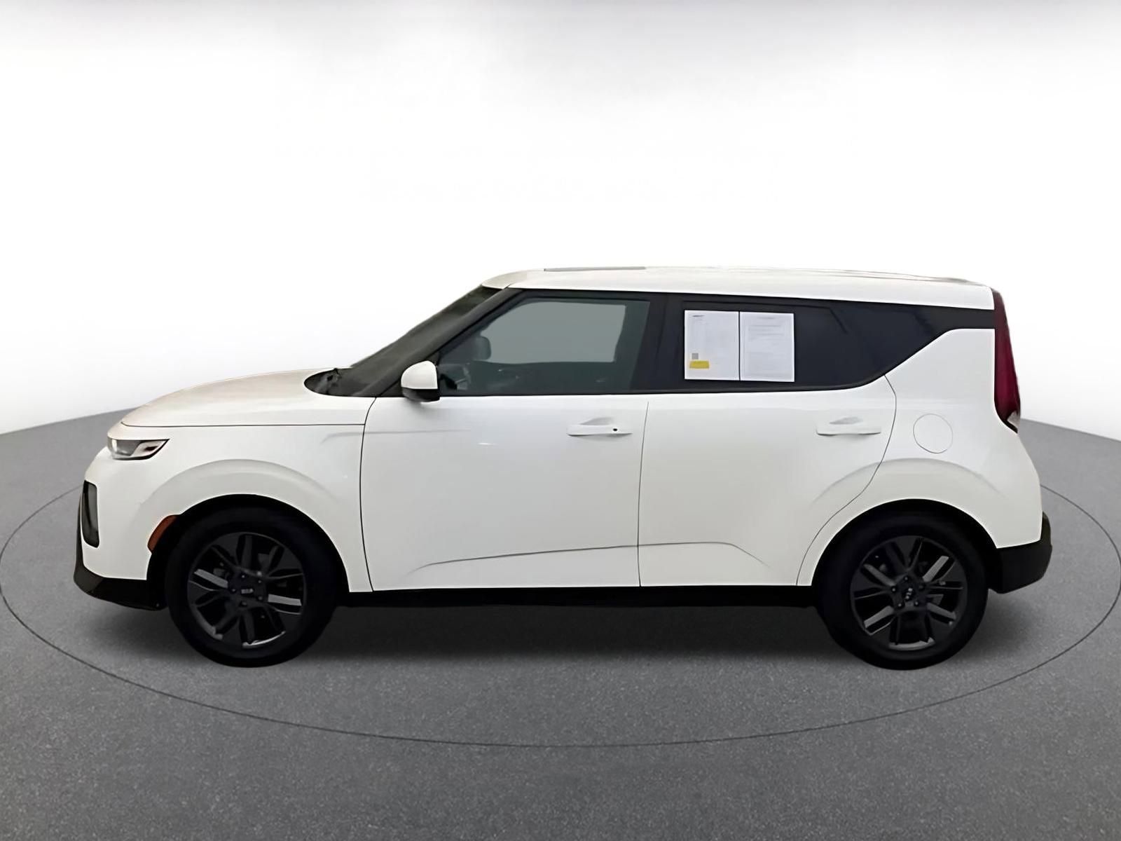 Thumbnail: 2021 Kia Soul - 11