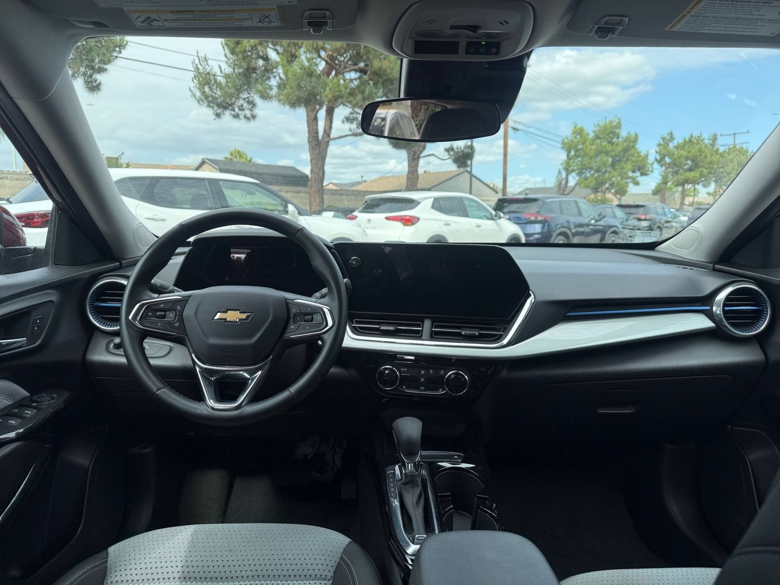 Thumbnail: 2025 Chevrolet Trax - 29