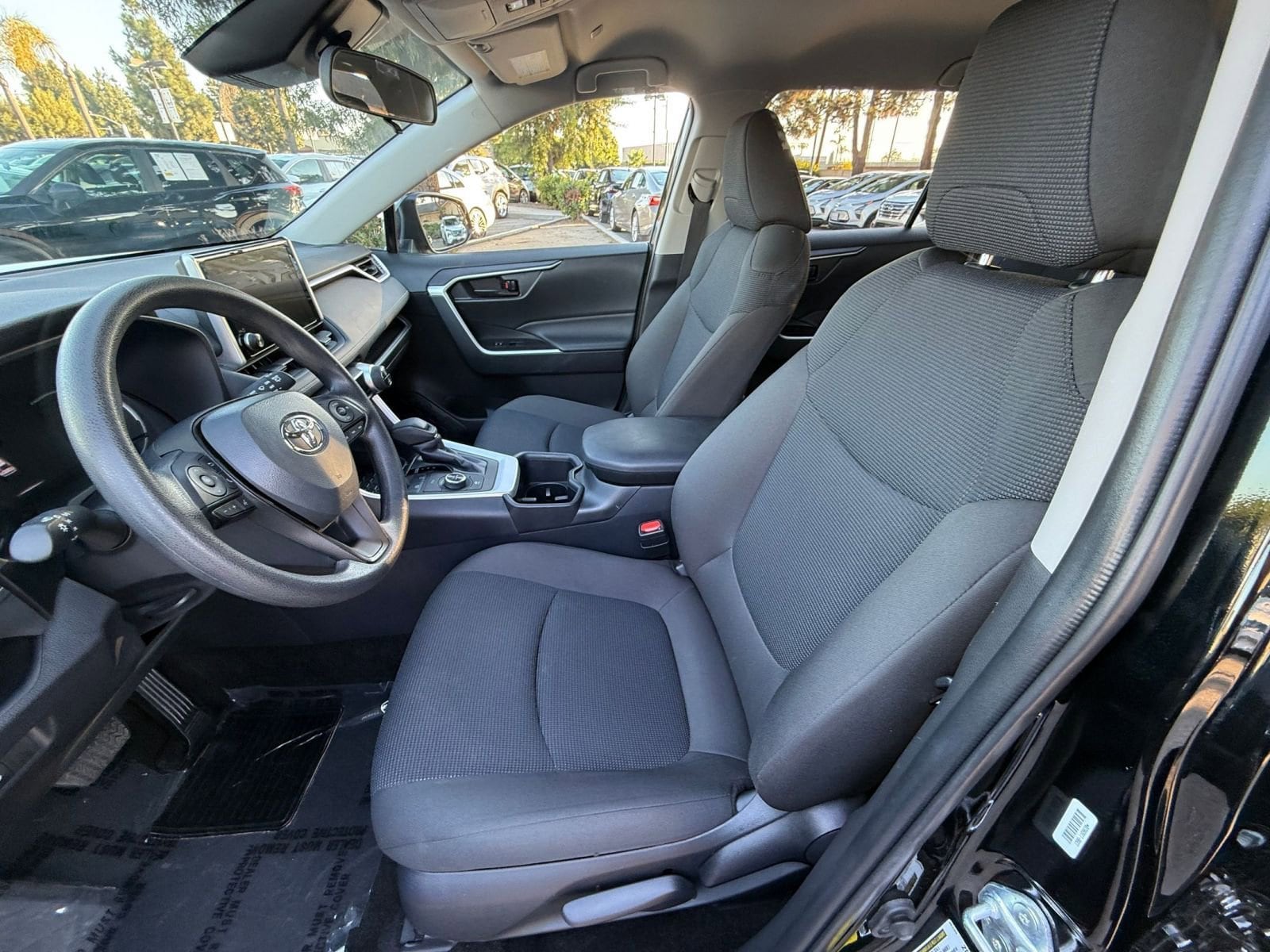 Thumbnail: 2025 Toyota RAV4 - 23