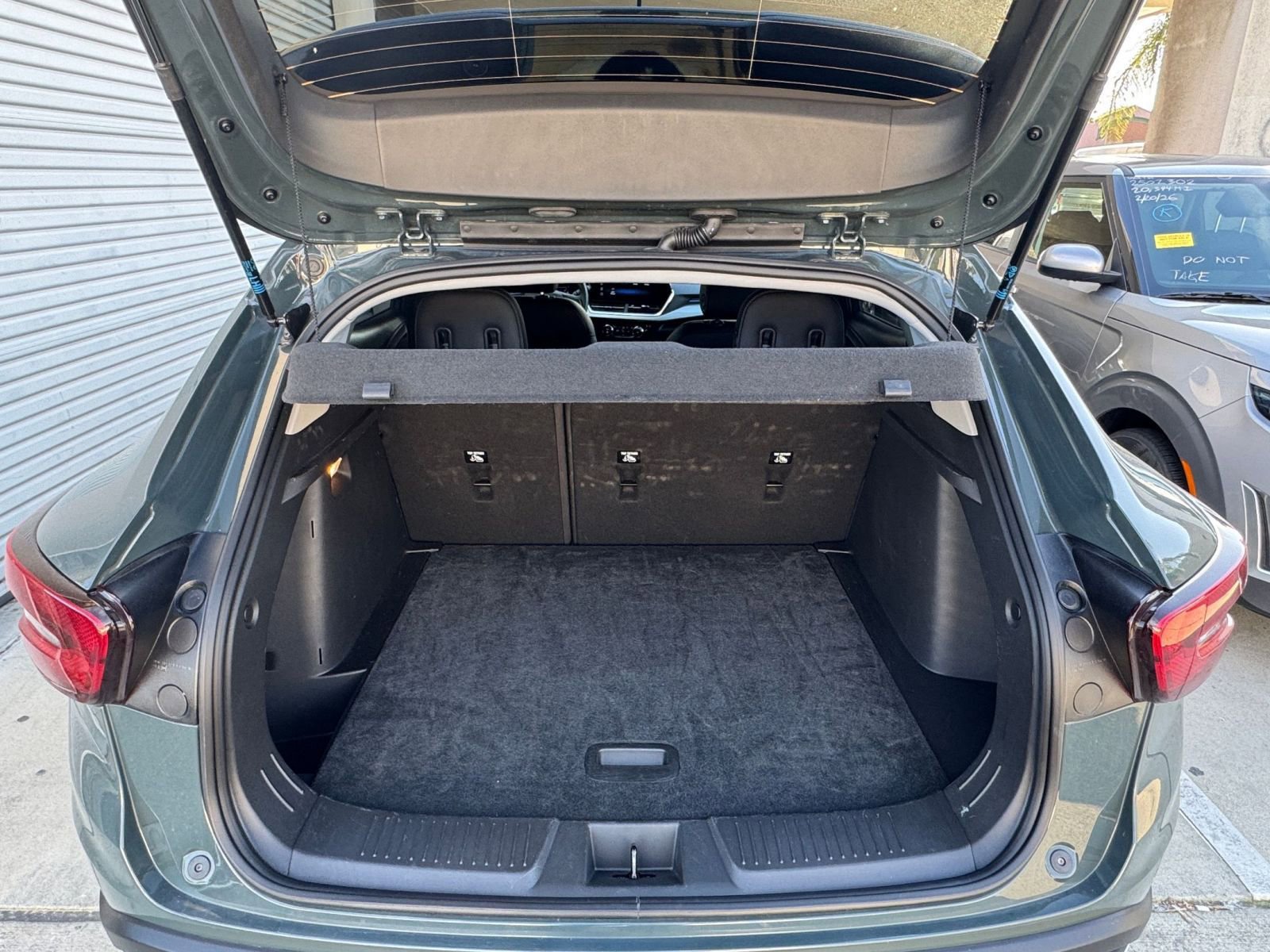 Thumbnail: 2025 Chevrolet Trax - 31