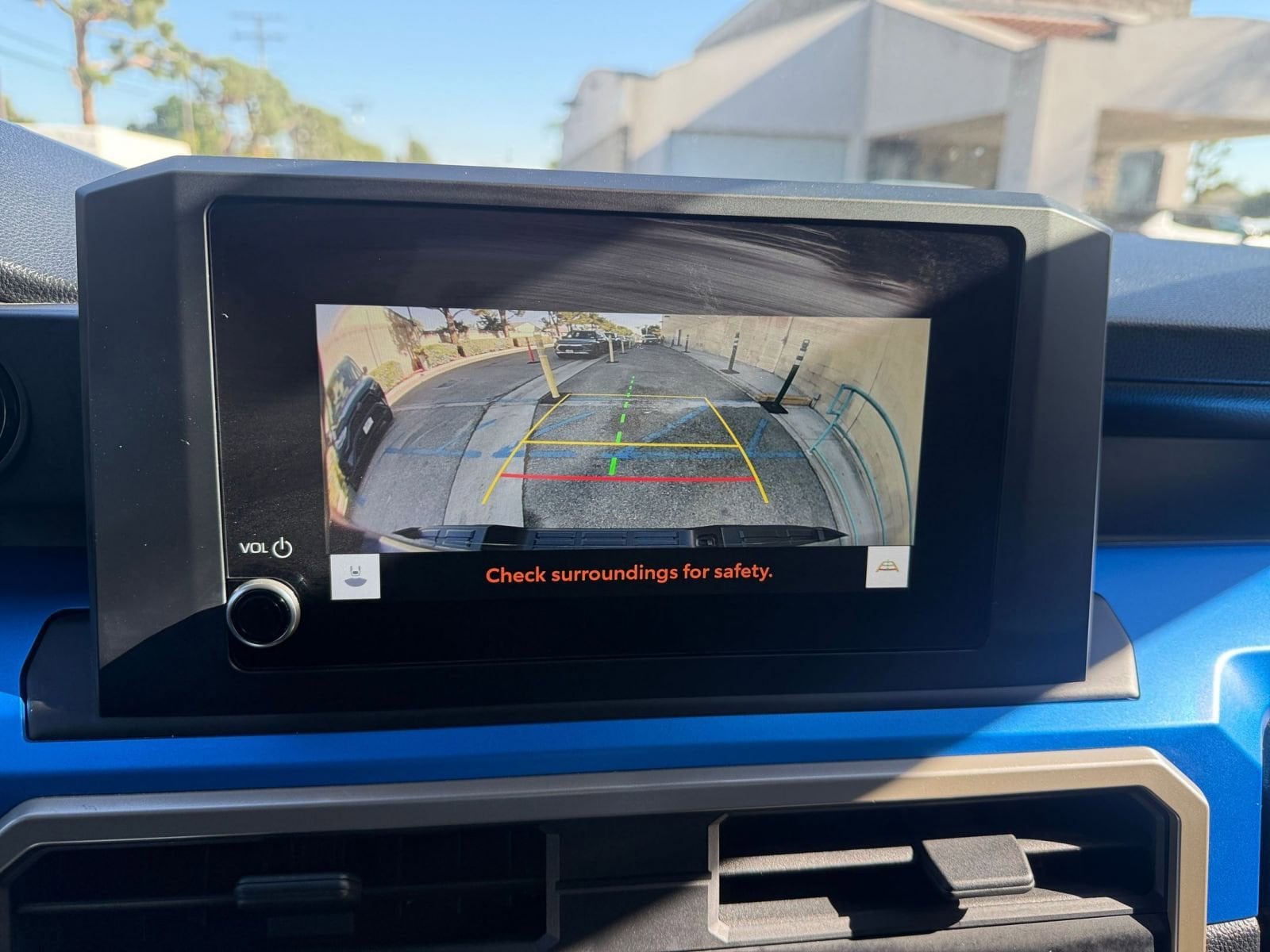 Thumbnail: 2025 Toyota Tacoma - 17