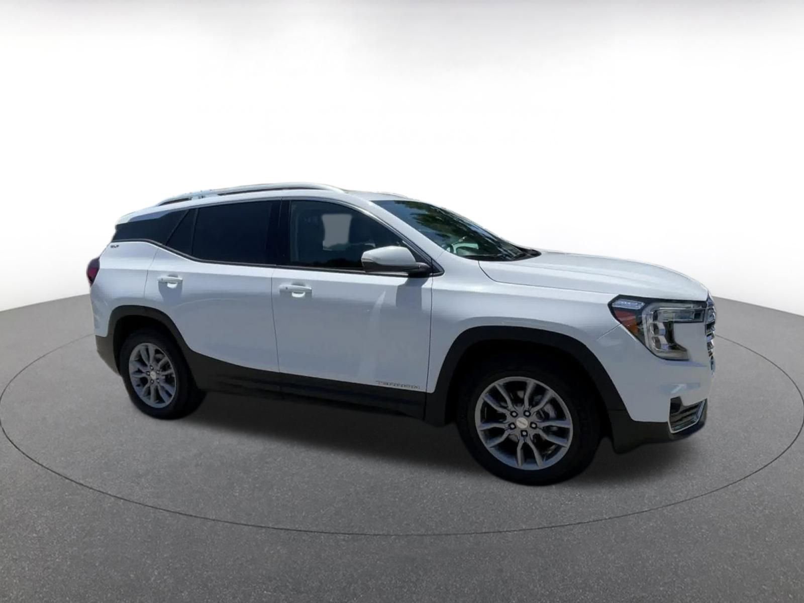 Thumbnail: 2023 GMC Terrain - 2