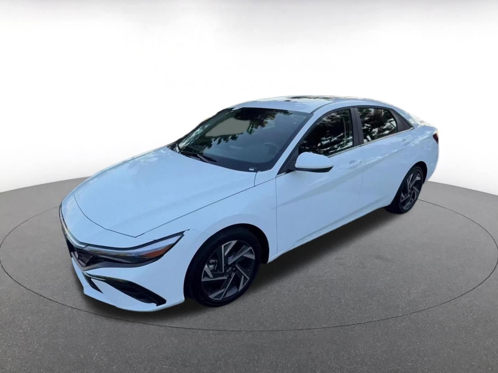 Thumbnail: 2025 Hyundai Elantra - 9