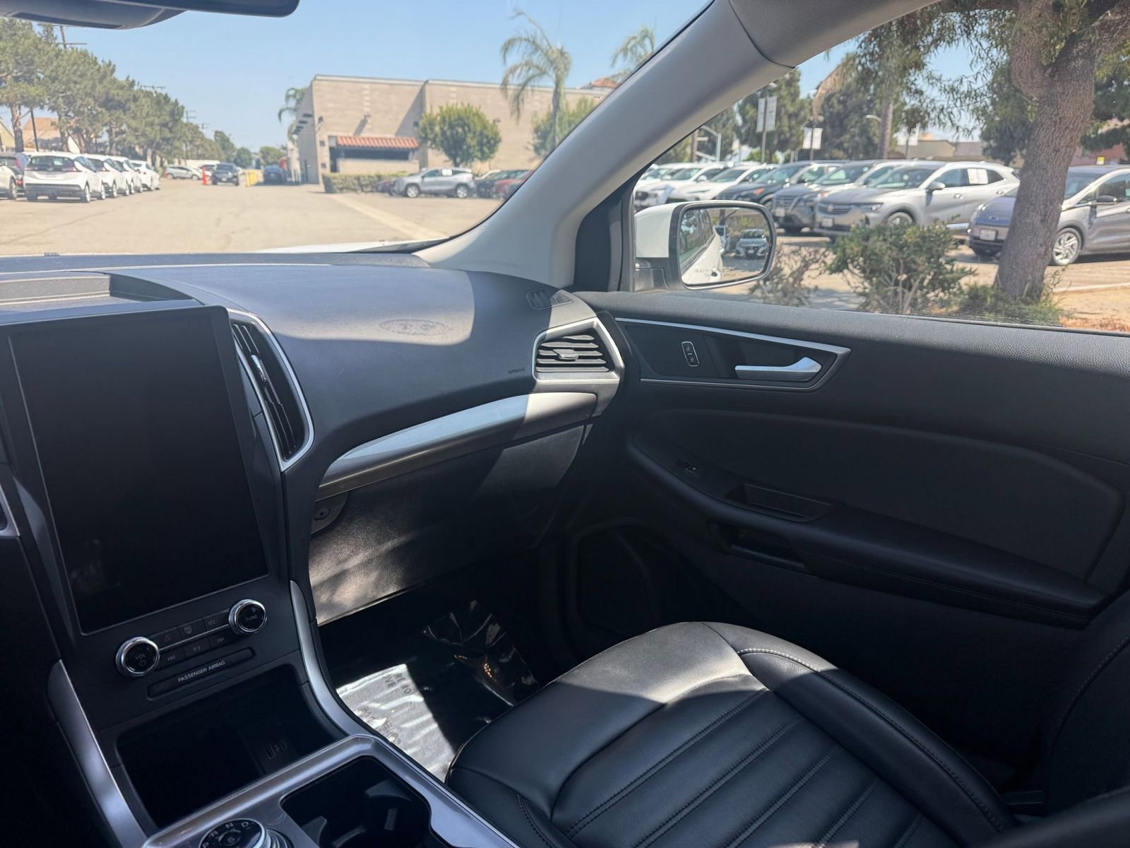 Thumbnail: 2023 Ford Edge - 31