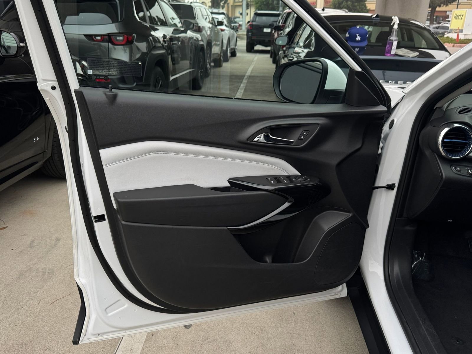 Thumbnail: 2025 Chevrolet Trax - 20