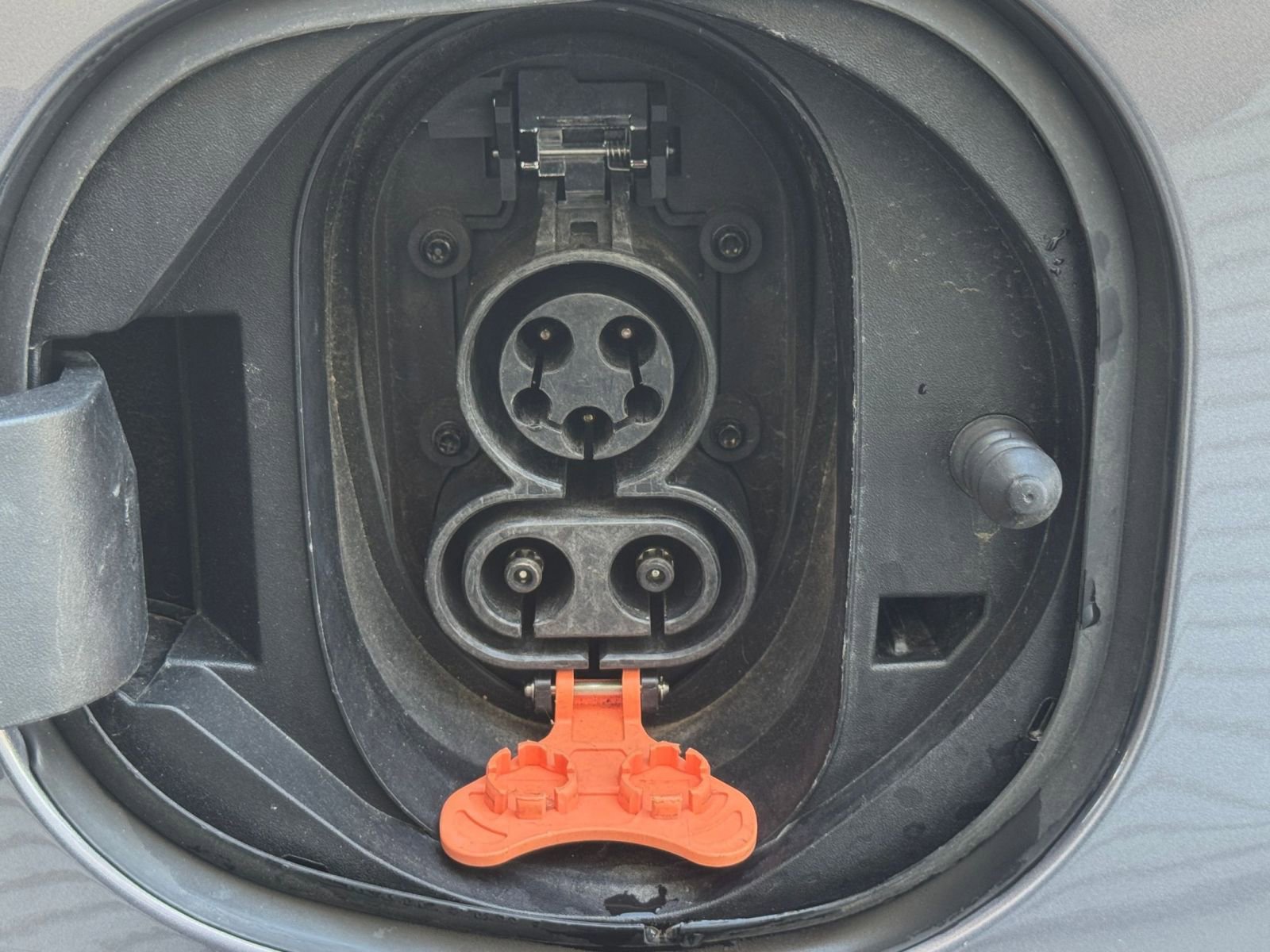 Thumbnail: 2023 Chevrolet Bolt EV - 22