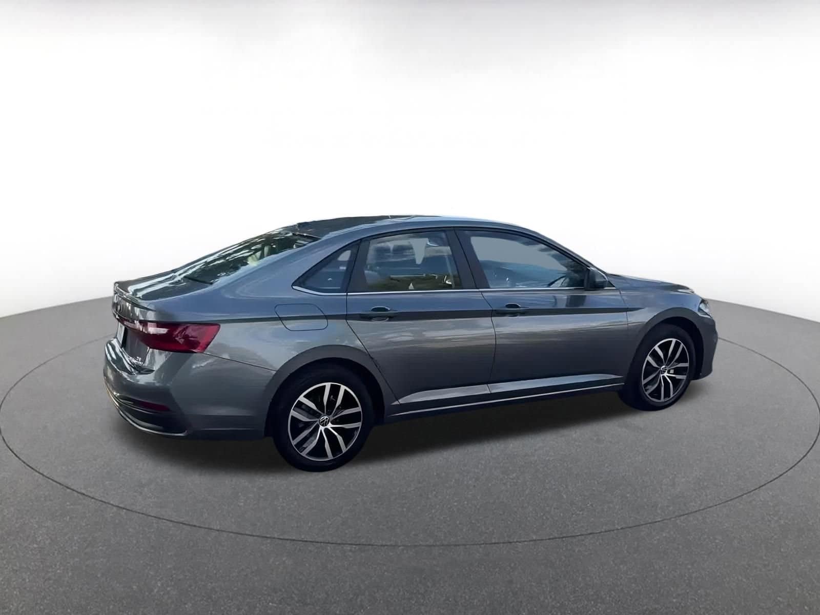 Thumbnail: 2025 Volkswagen Jetta - 9