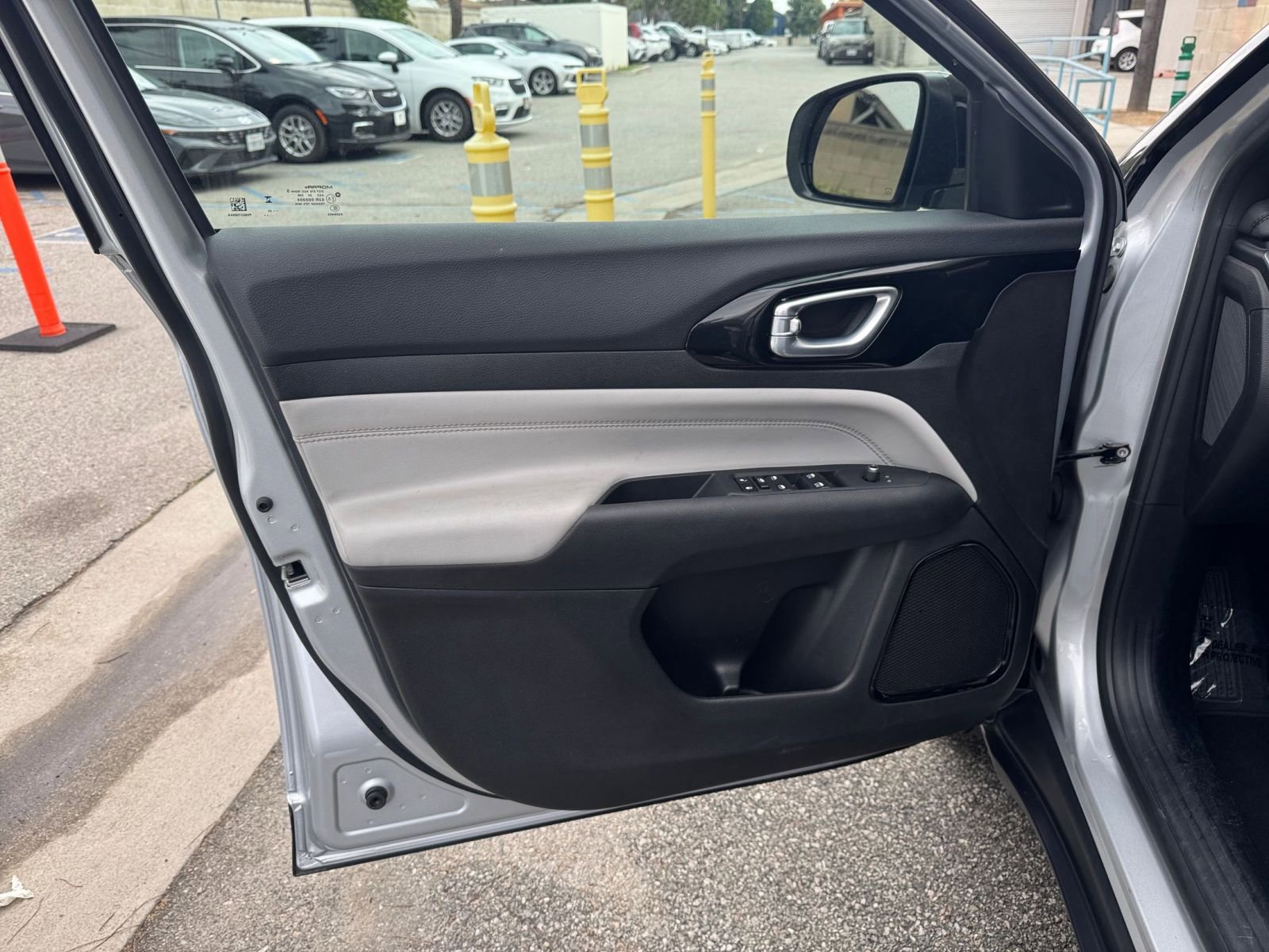 Thumbnail: 2025 Jeep Compass - 20