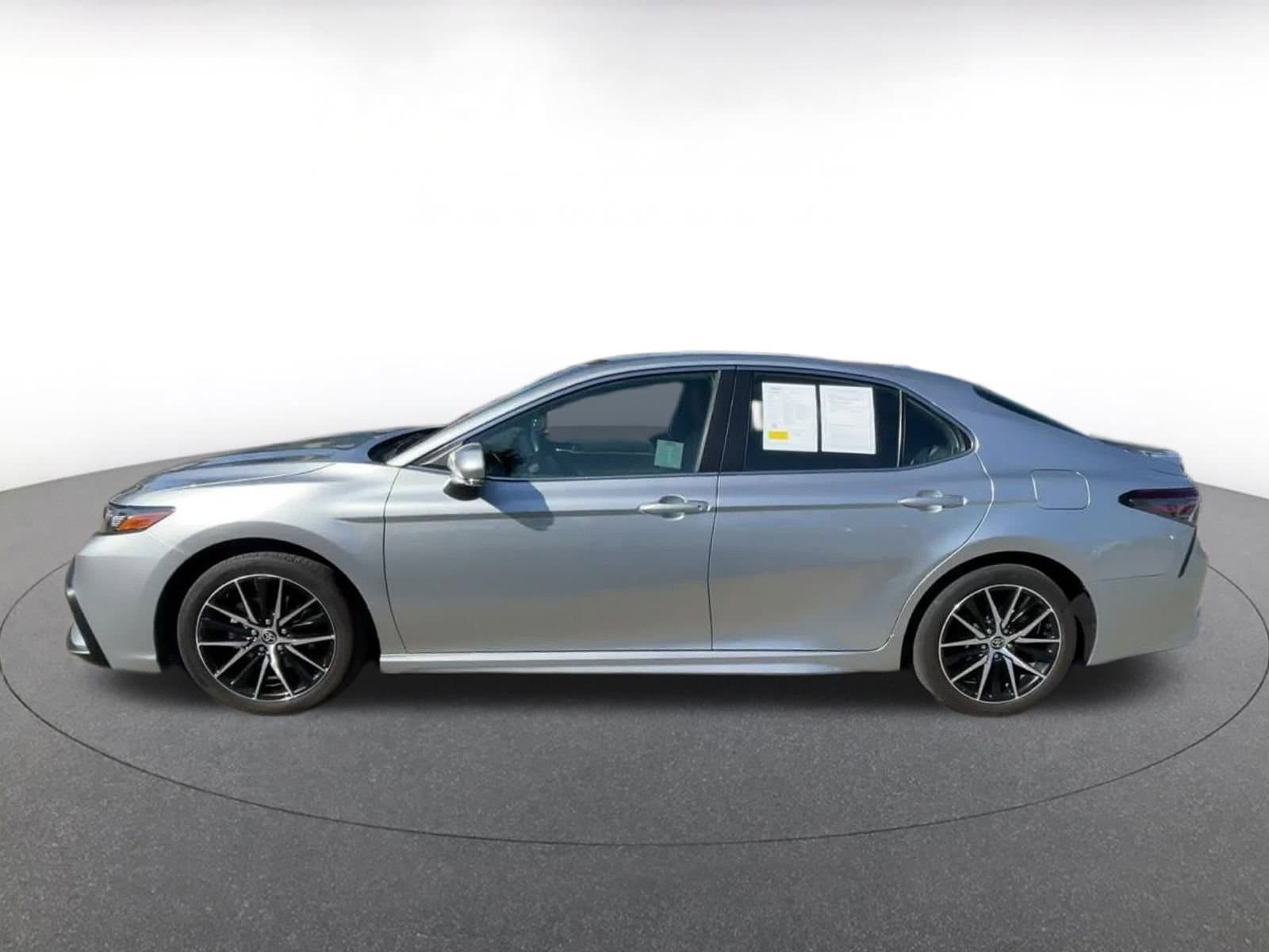 Thumbnail: 2024 Toyota Camry - 9