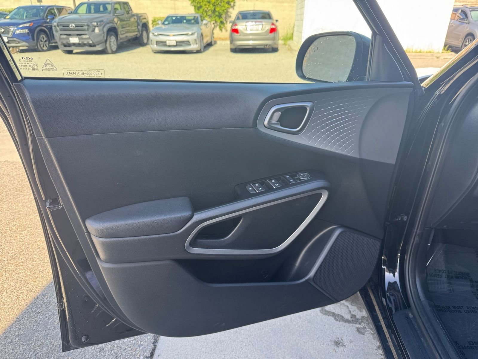 Thumbnail: 2025 Kia Soul - 18