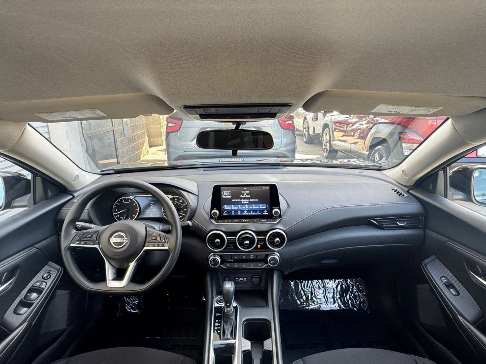 Thumbnail: 2025 Nissan Sentra - 32