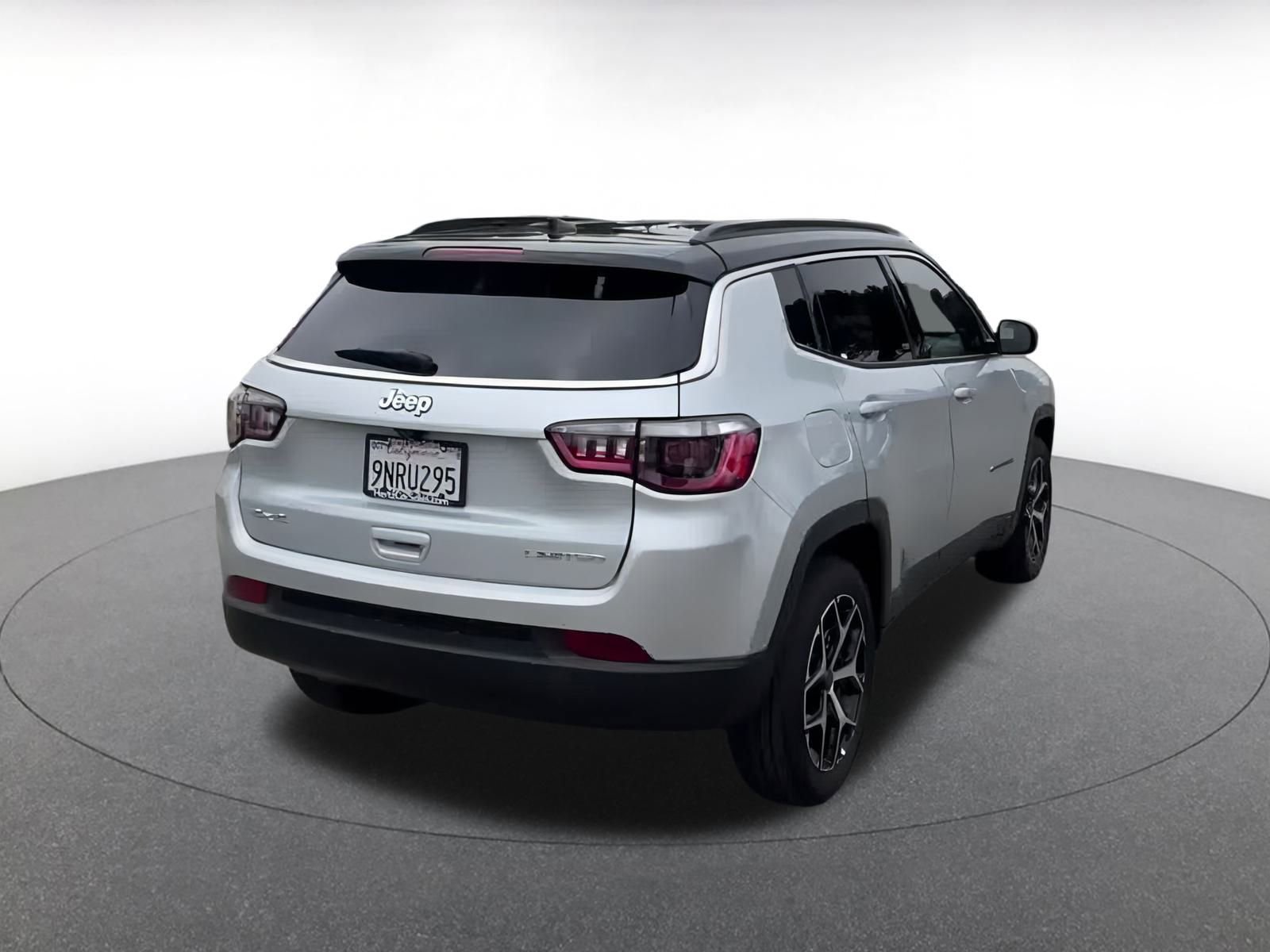 Thumbnail: 2025 Jeep Compass - 14
