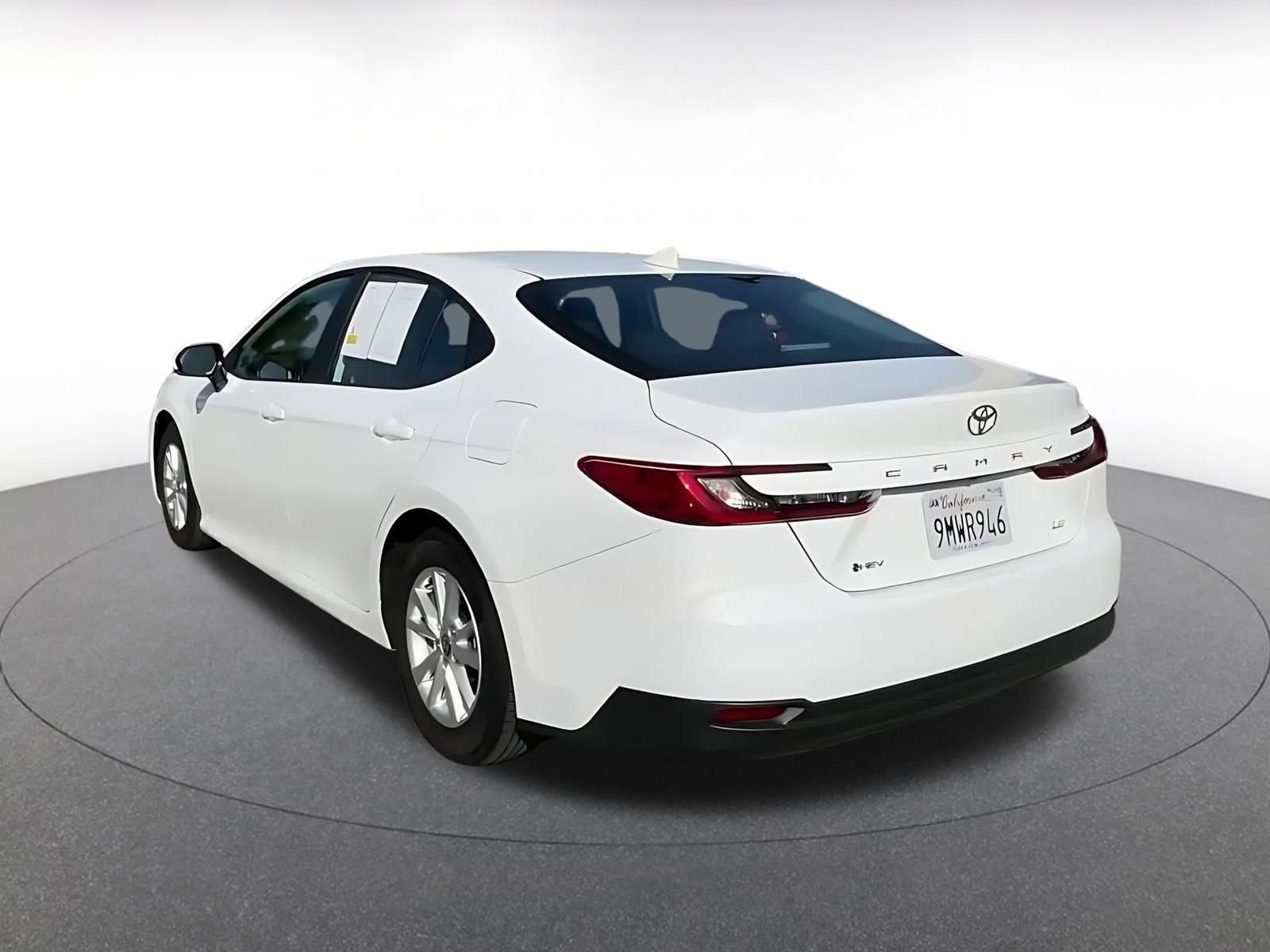 Thumbnail: 2025 Toyota Camry - 11