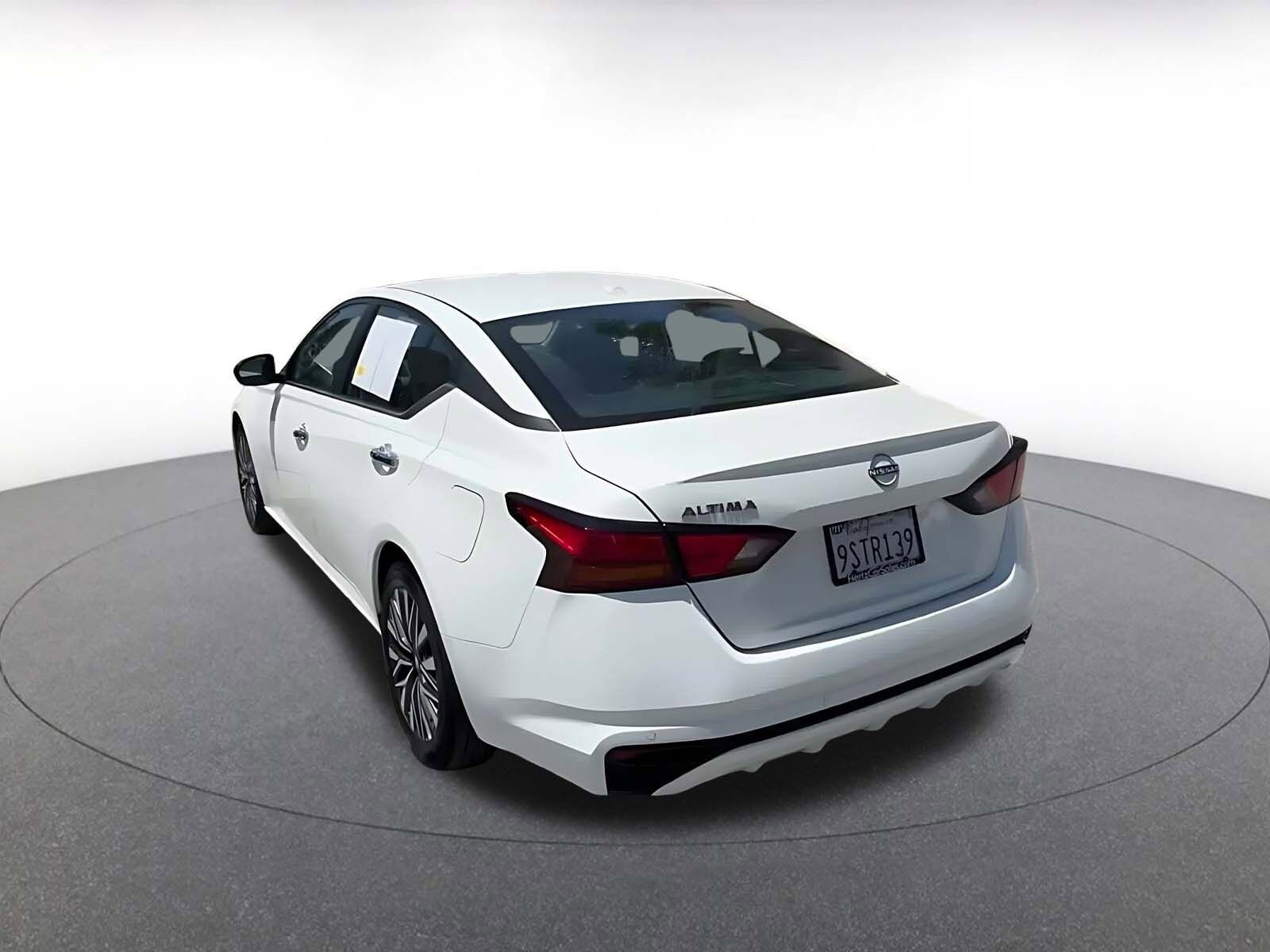 Thumbnail: 2025 Nissan Altima - 11