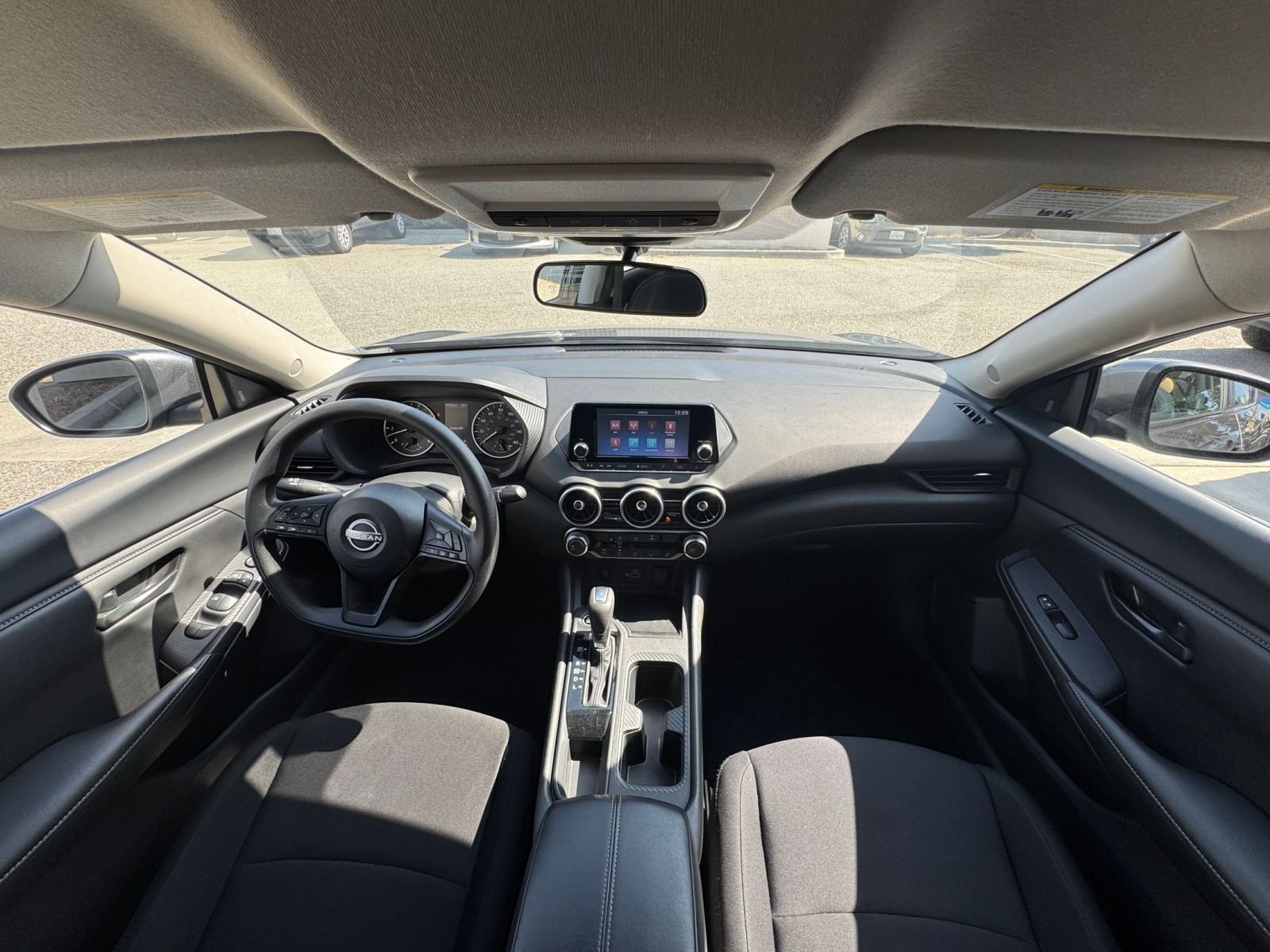 Thumbnail: 2025 Nissan Sentra - 31