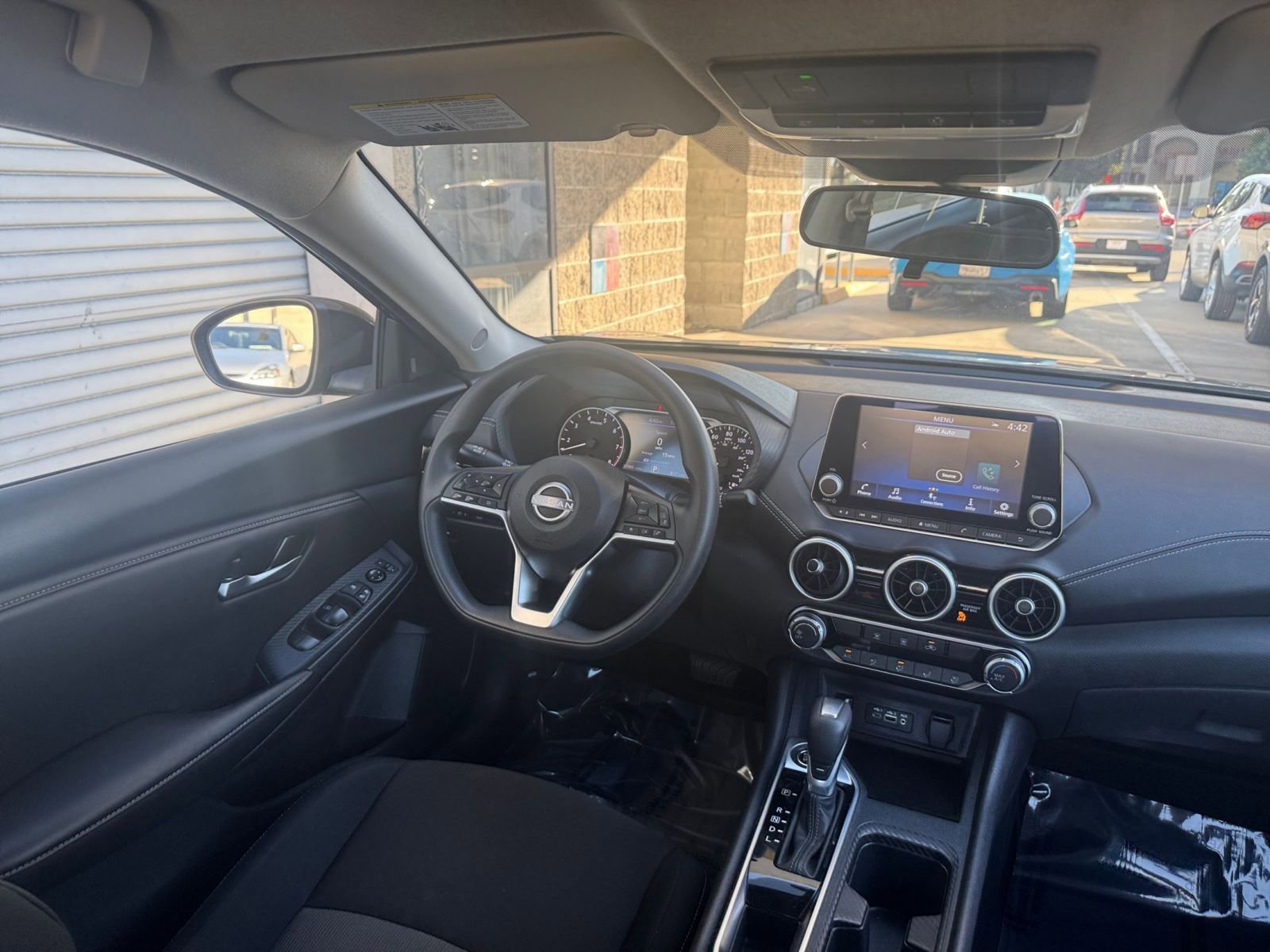 Thumbnail: 2025 Nissan Sentra - 33