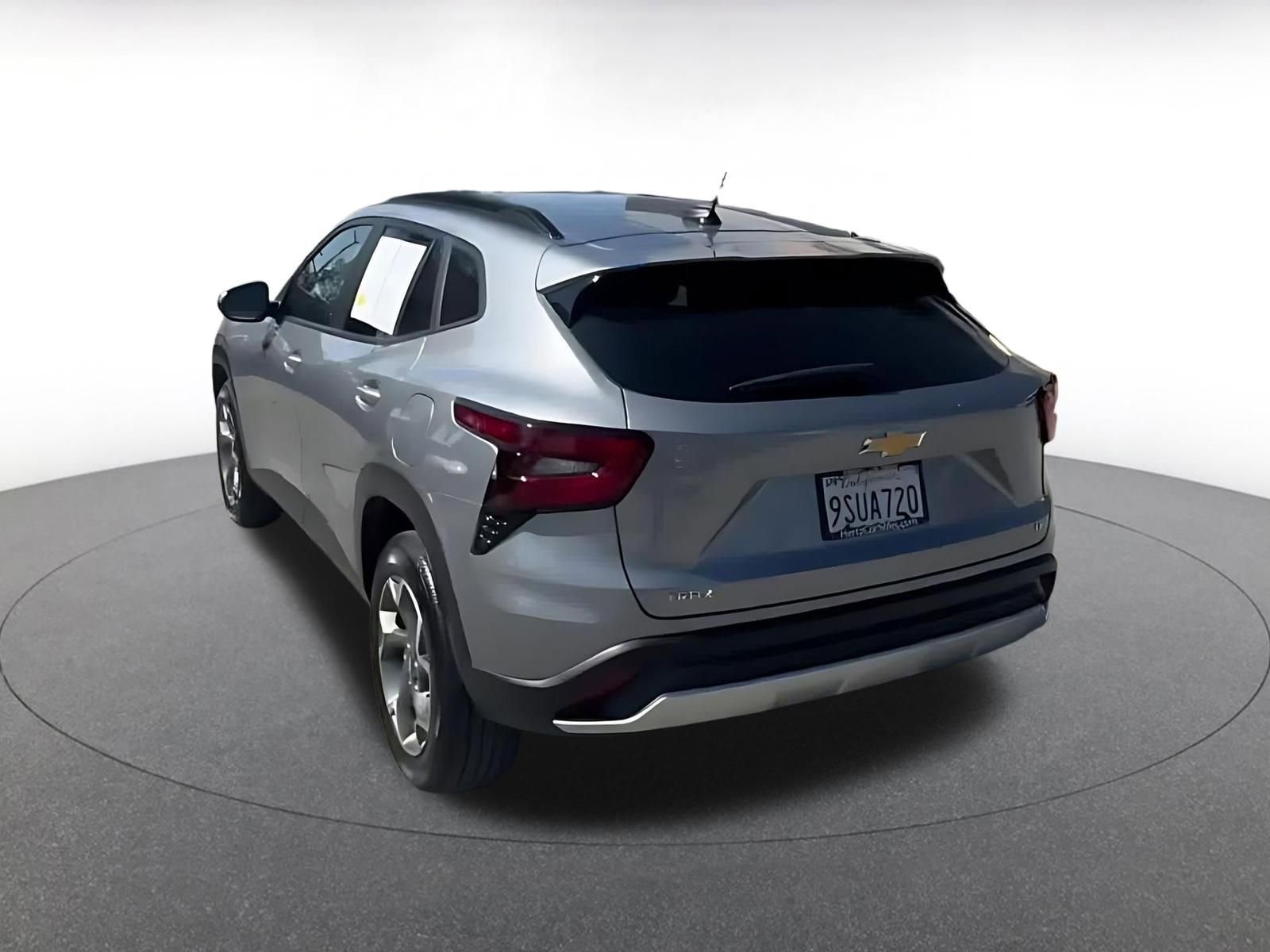 Thumbnail: 2025 Chevrolet Trax - 11