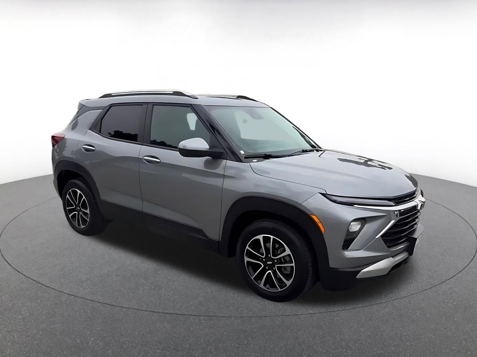 Thumbnail: 2025 Chevrolet TrailBlazer - 2