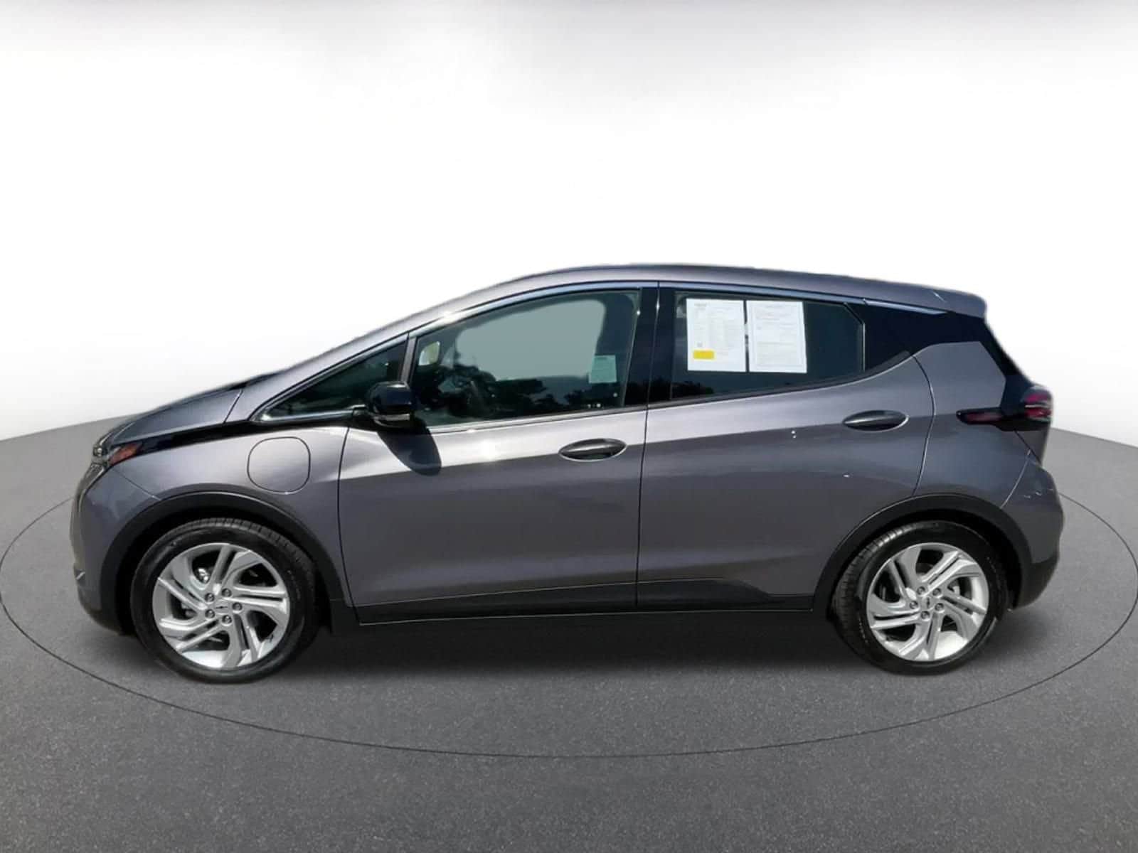 Thumbnail: 2023 Chevrolet Bolt EV - 8