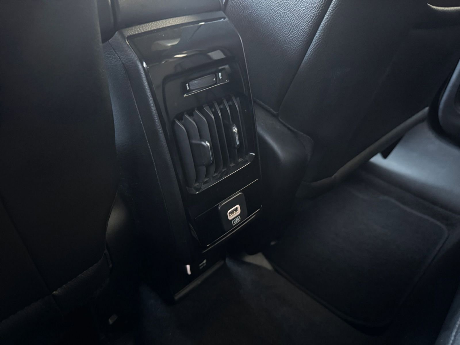 Thumbnail: 2025 Jeep Compass - 23