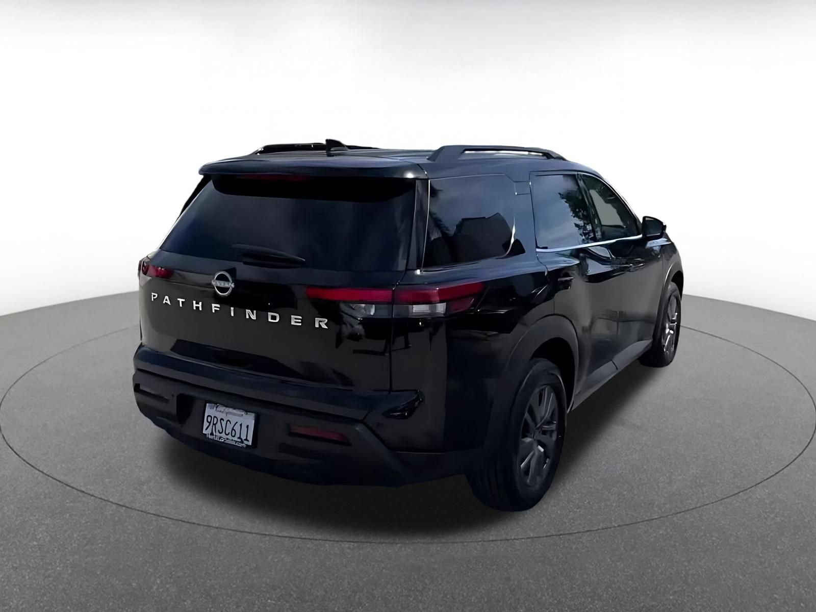 Thumbnail: 2025 Nissan Pathfinder - 14