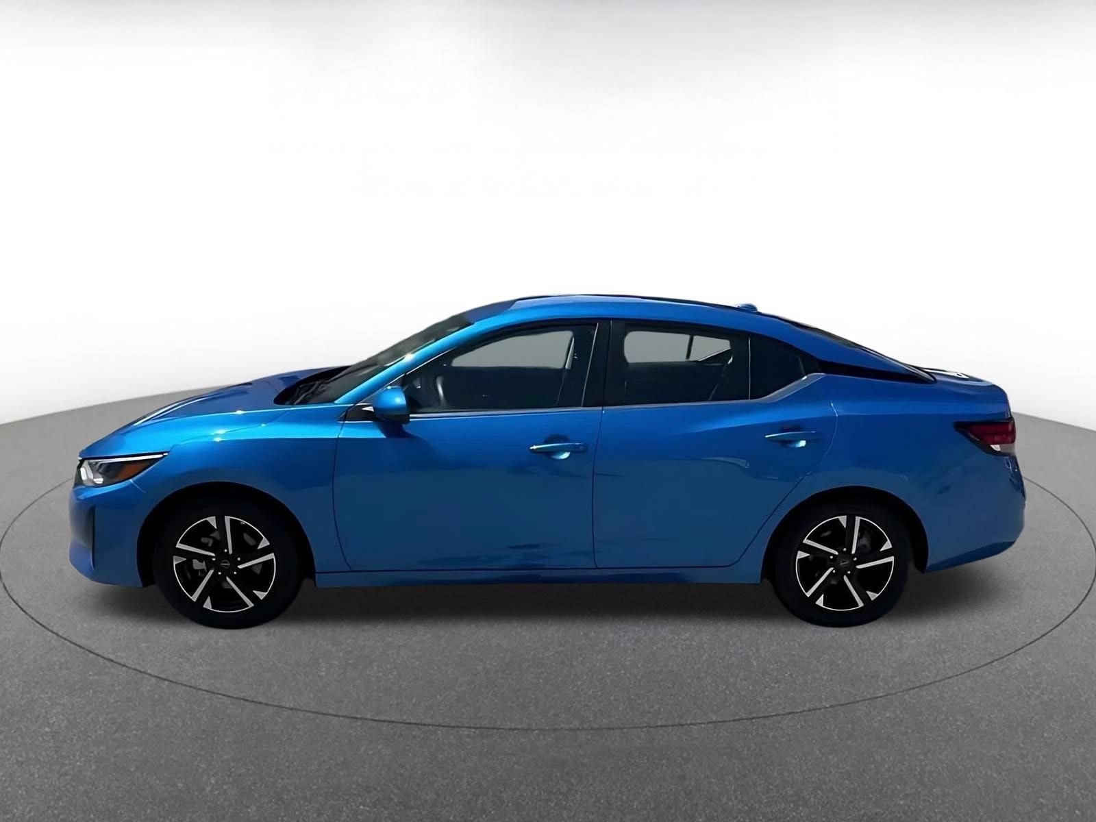 Thumbnail: 2025 Nissan Sentra - 8