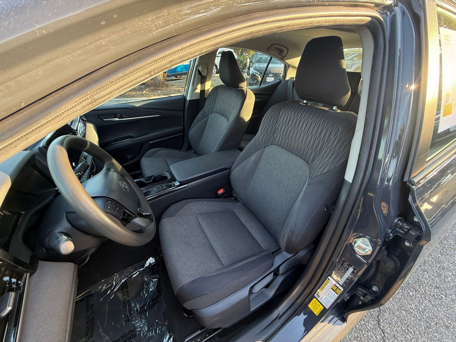 Thumbnail: 2025 Toyota Camry - 32