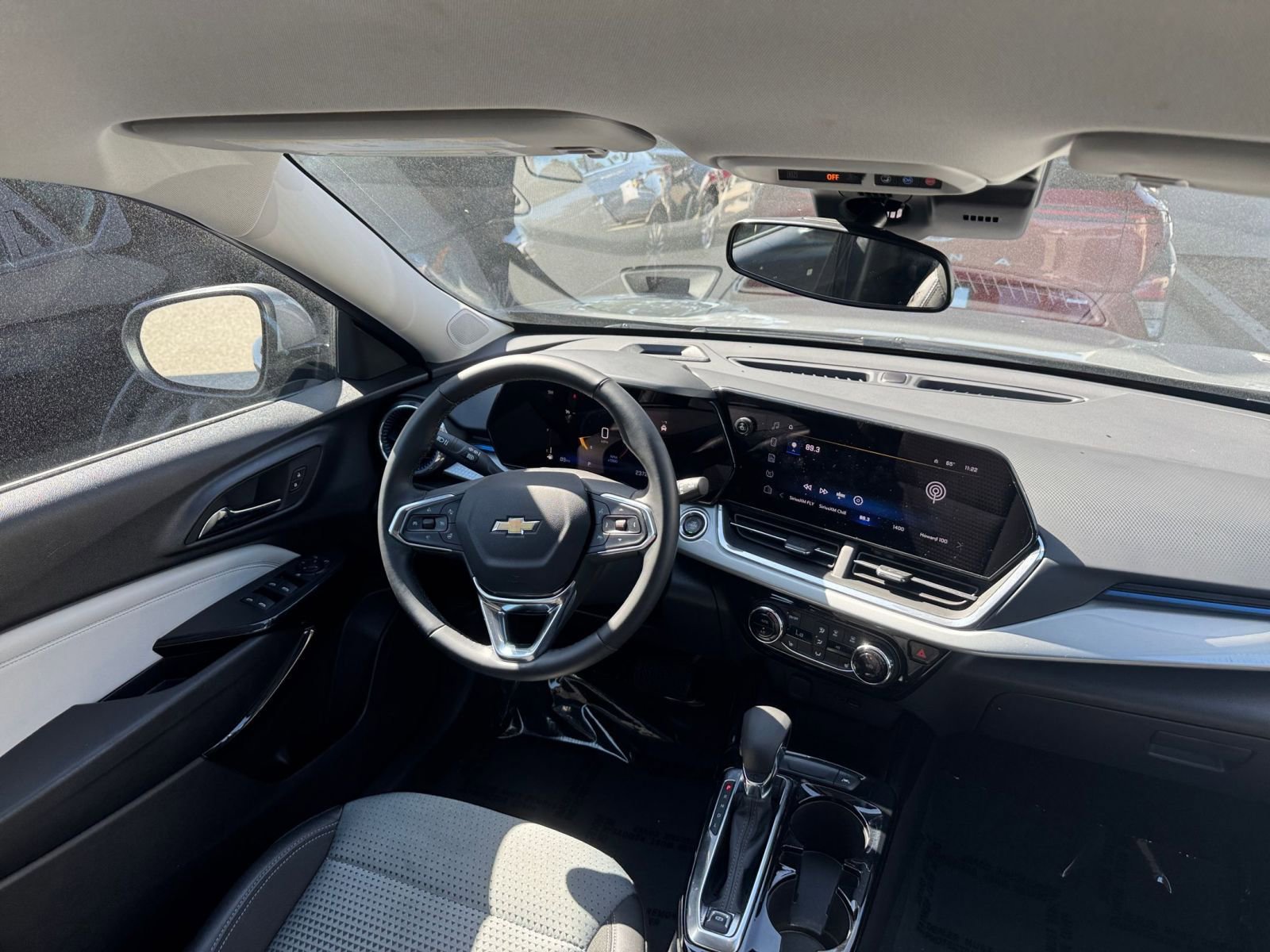 Thumbnail: 2025 Chevrolet Trax - 34