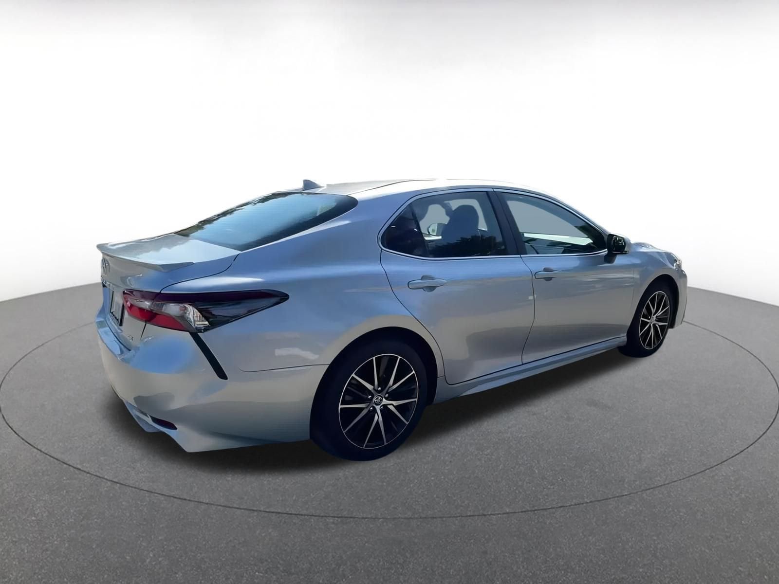 Thumbnail: 2024 Toyota Camry - 15