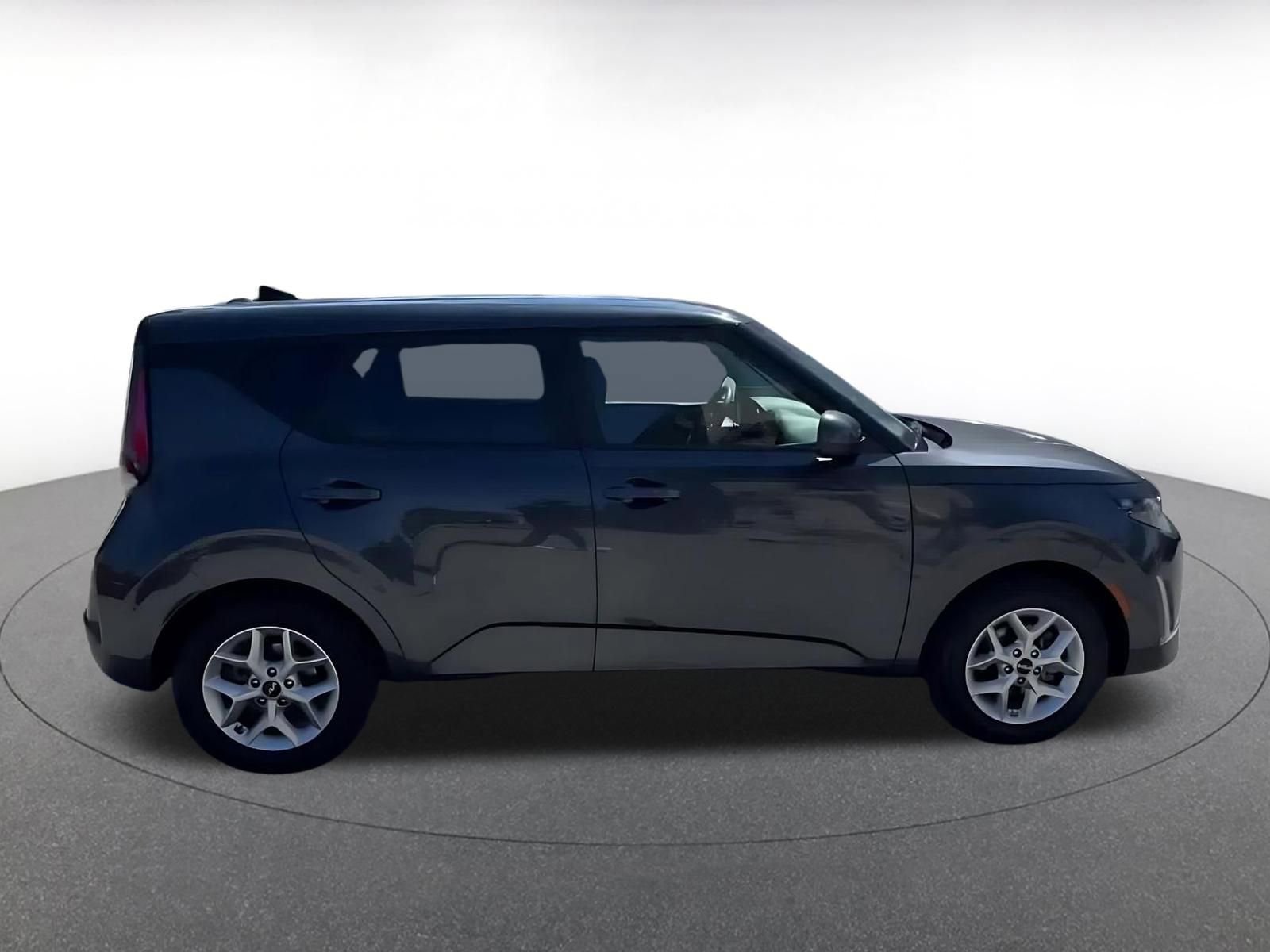 Thumbnail: 2025 Kia Soul - 16