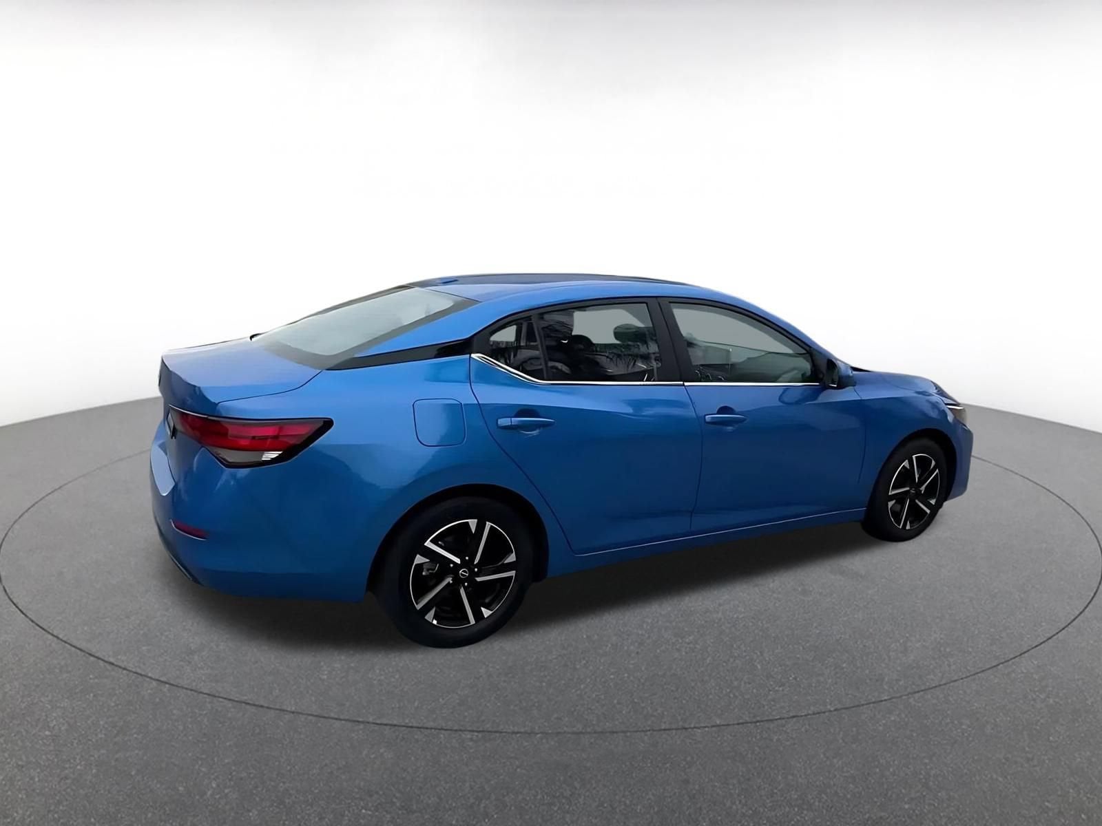 Thumbnail: 2025 Nissan Sentra - 15