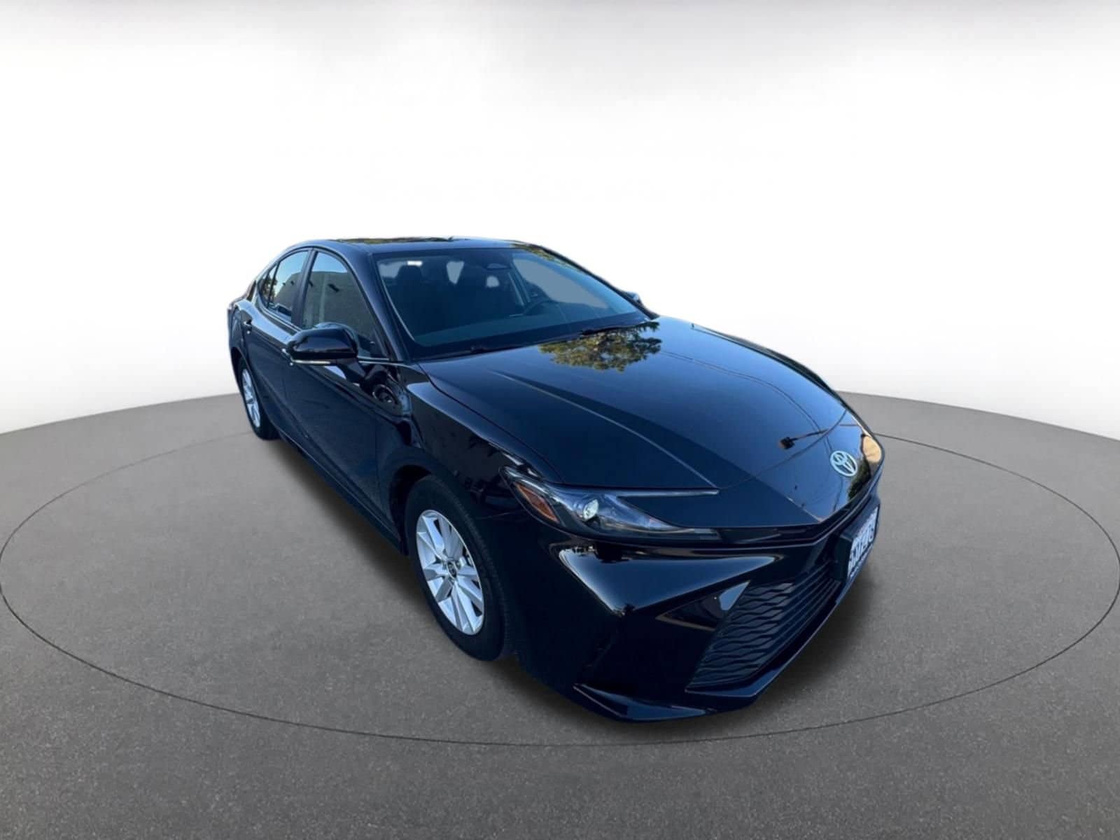 Thumbnail: 2025 Toyota Camry - 1