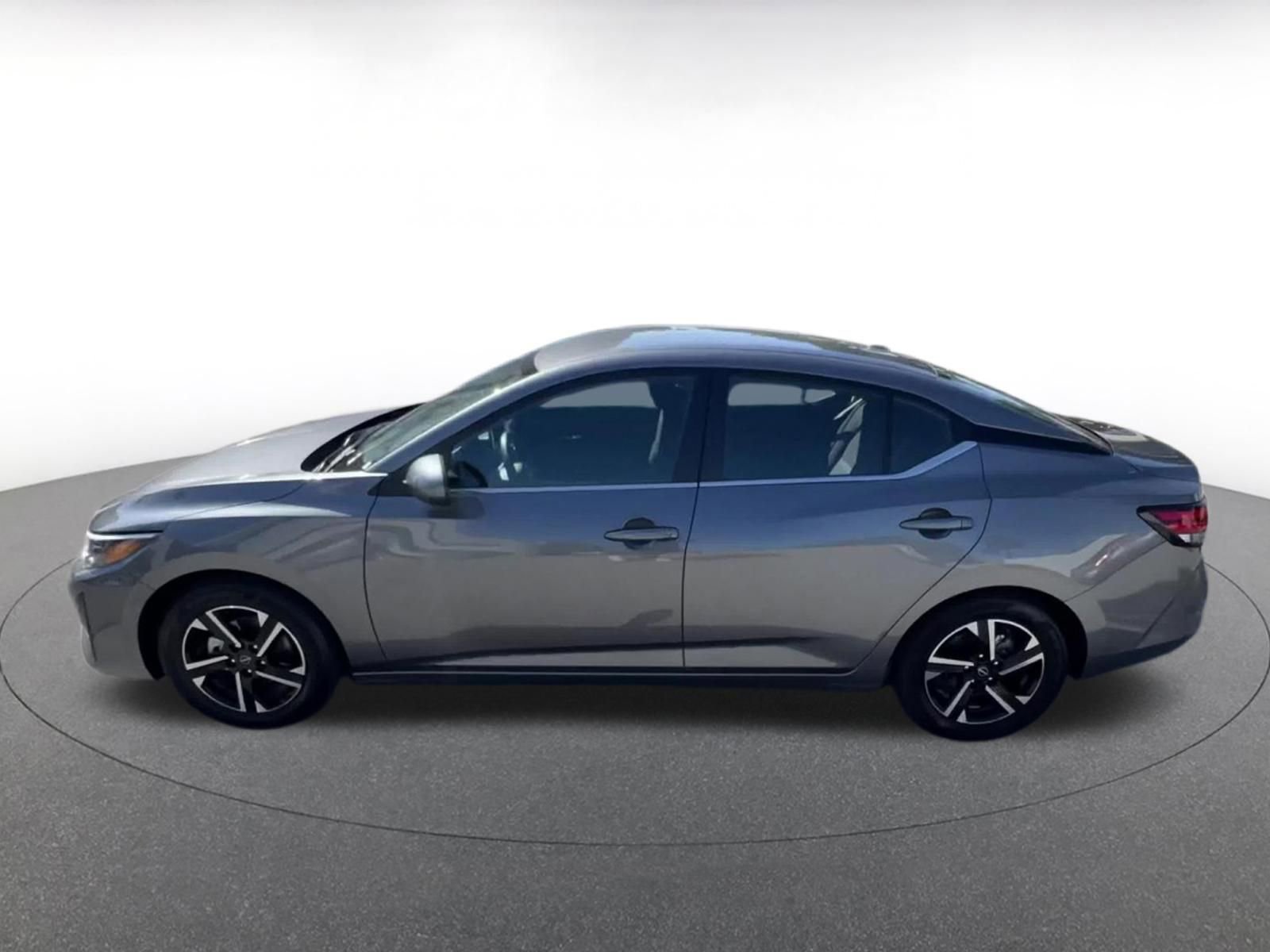 Thumbnail: 2025 Nissan Sentra - 9