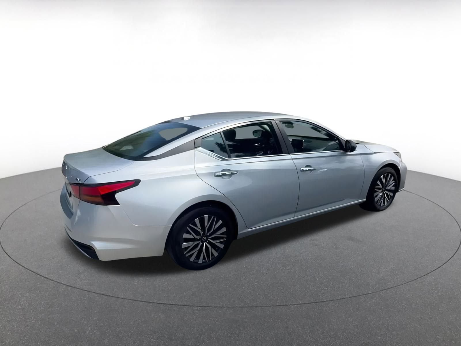 Thumbnail: 2024 Nissan Altima - 14