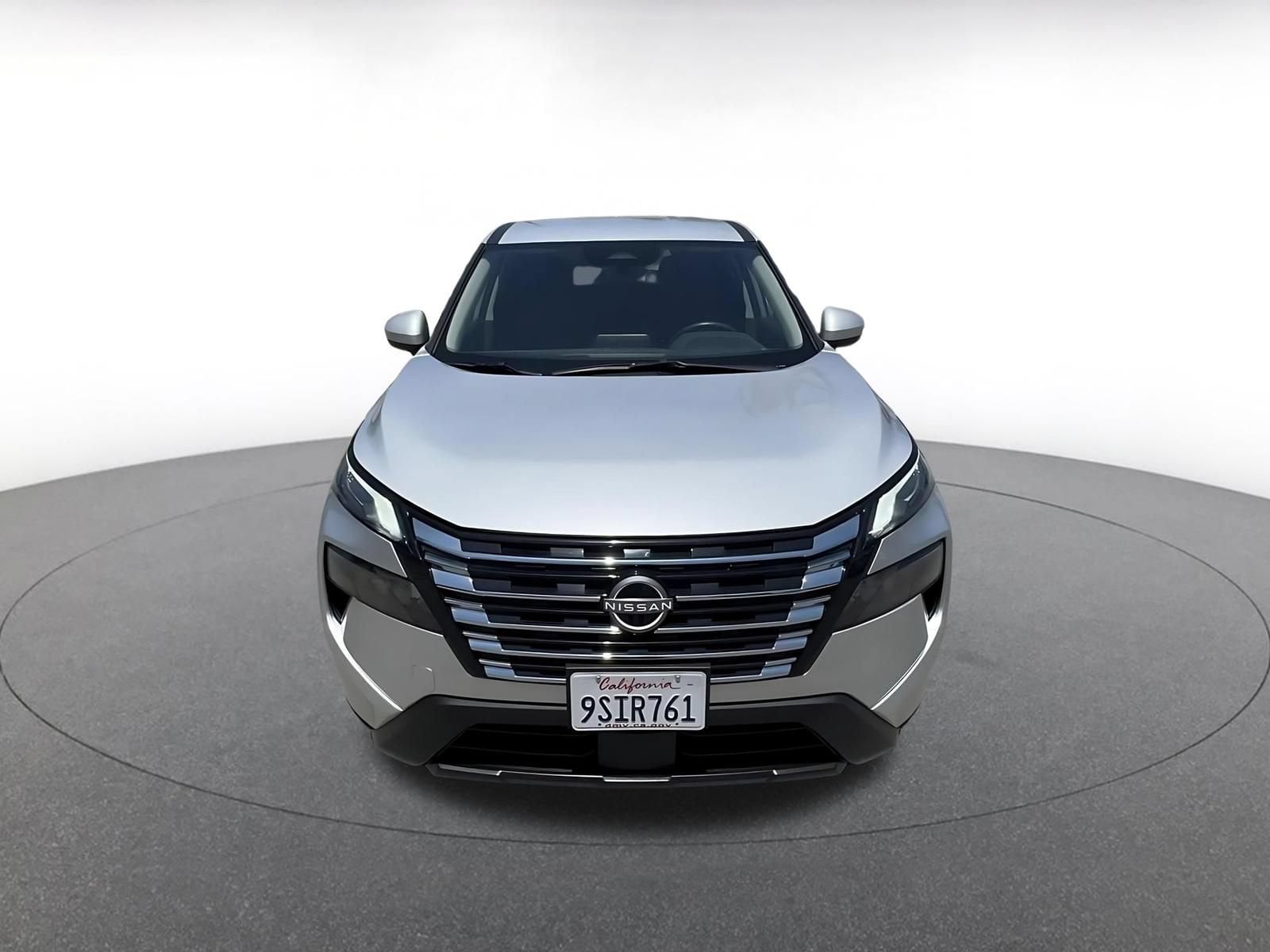 Thumbnail: 2025 Nissan Rogue - 4