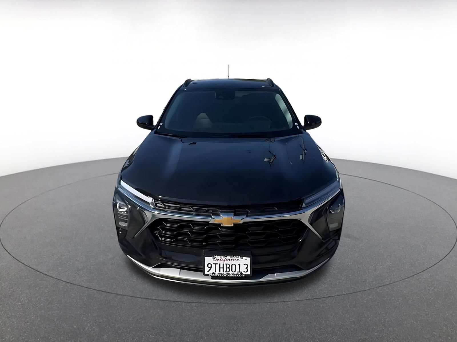 Thumbnail: 2025 Chevrolet Trax - 5