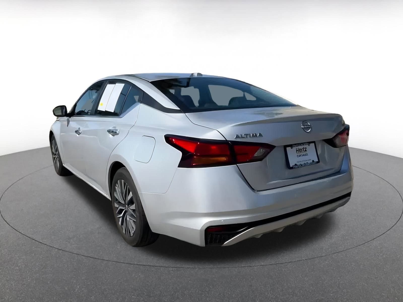 Thumbnail: 2024 Nissan Altima - 11