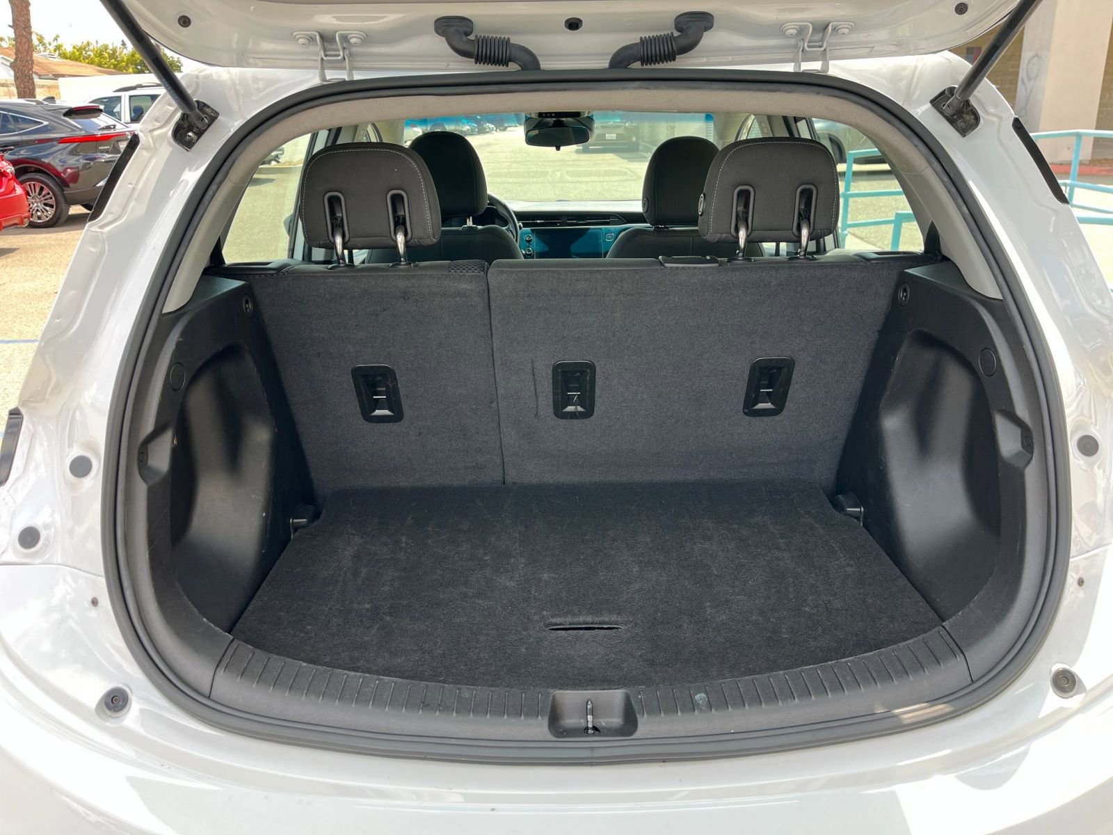 Thumbnail: 2023 Chevrolet Bolt EV - 34