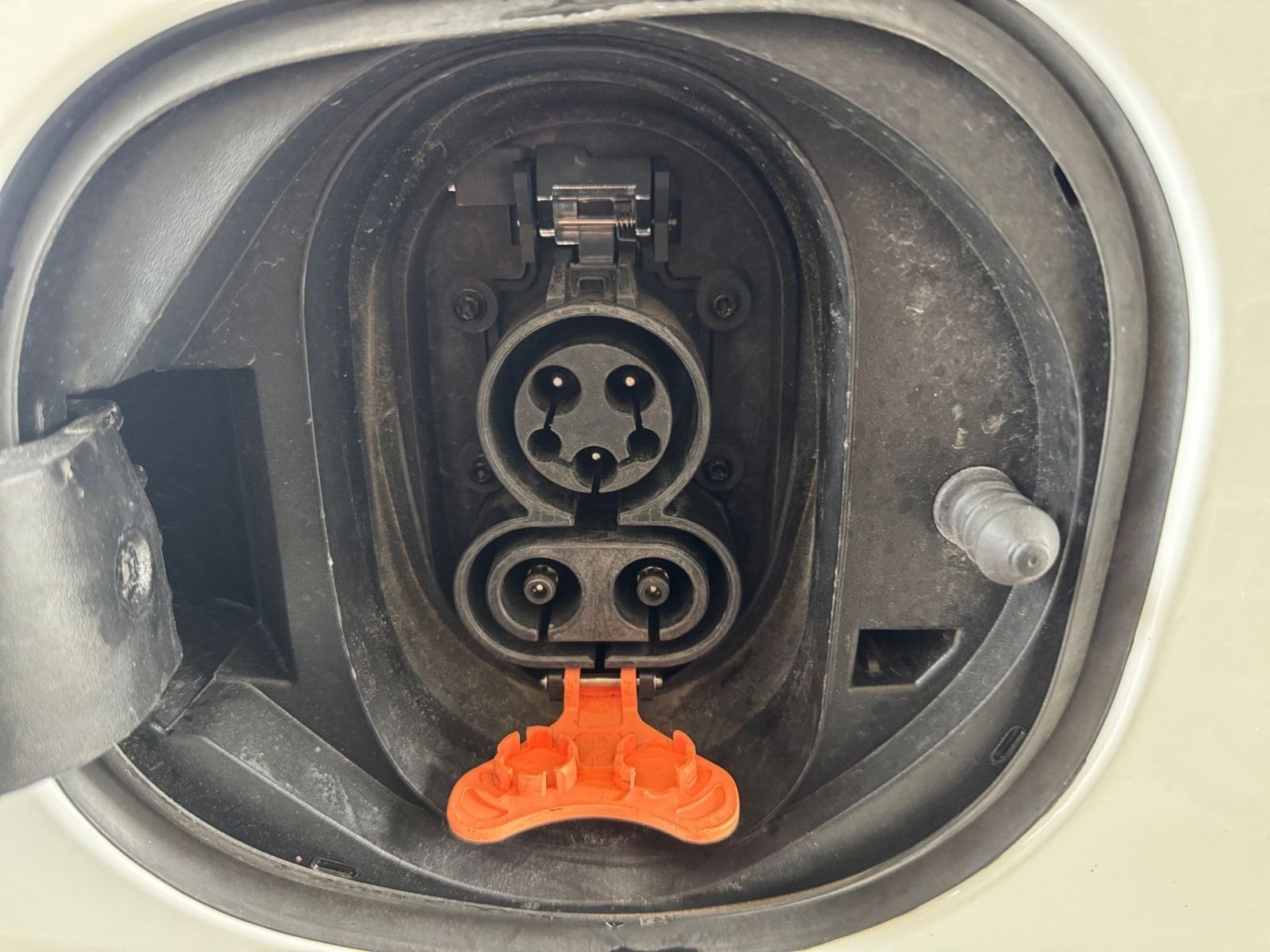 Thumbnail: 2023 Chevrolet Bolt EV - 22