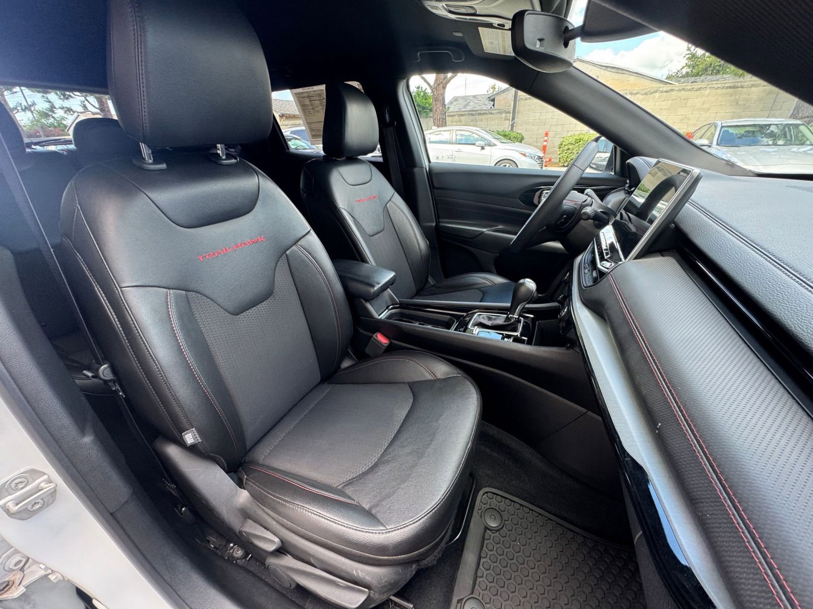 Thumbnail: 2025 Jeep Compass - 35