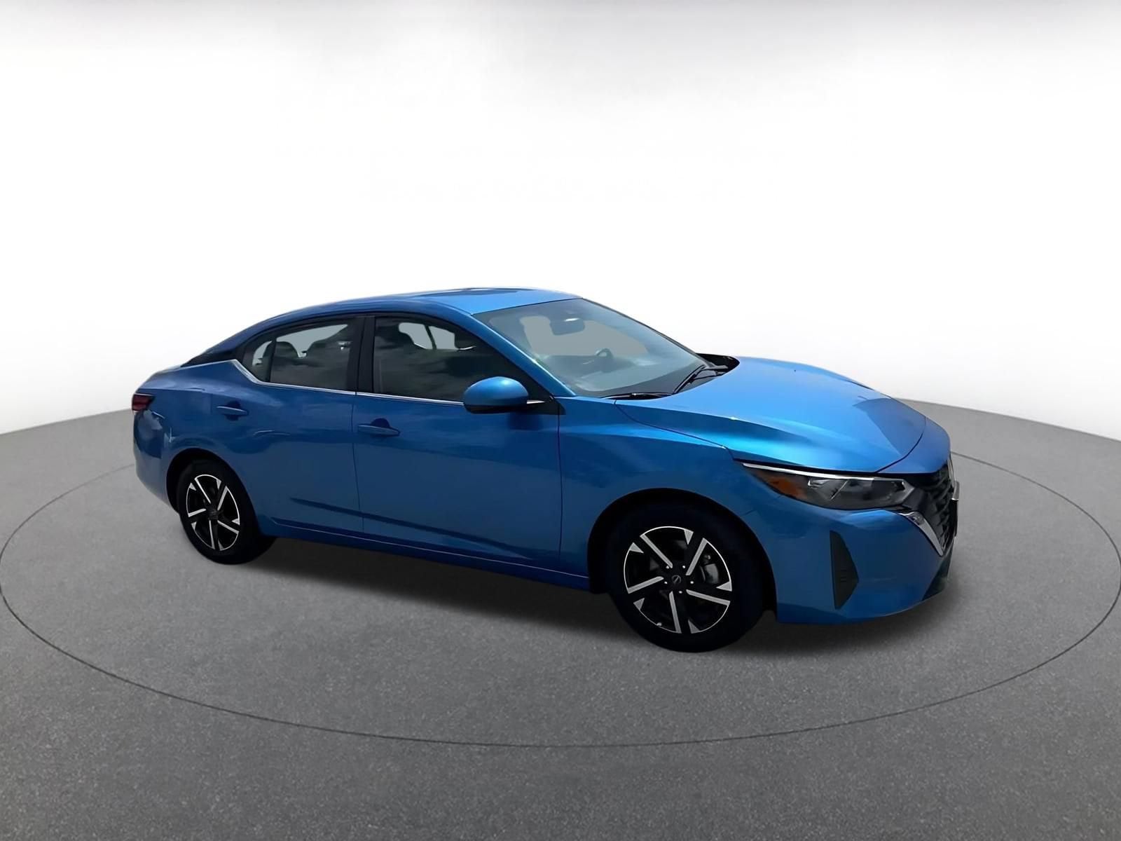 Thumbnail: 2025 Nissan Sentra - 2