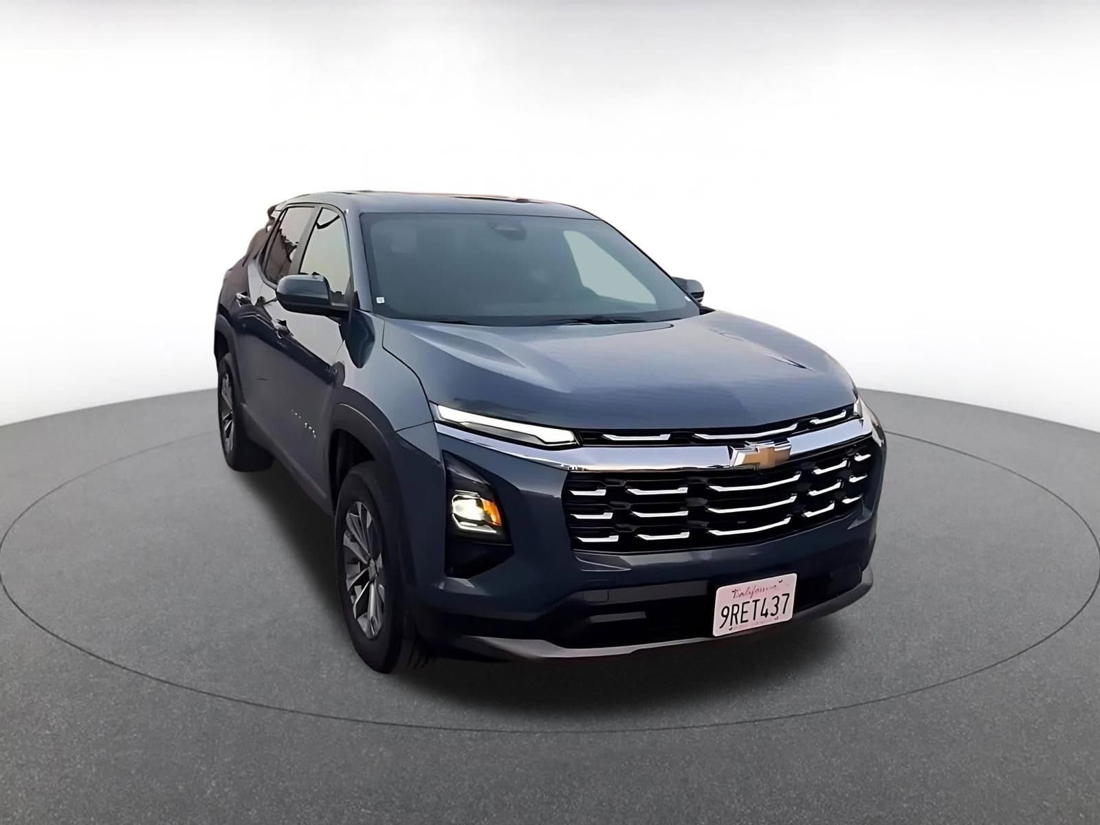 Thumbnail: 2025 Chevrolet Equinox - 3