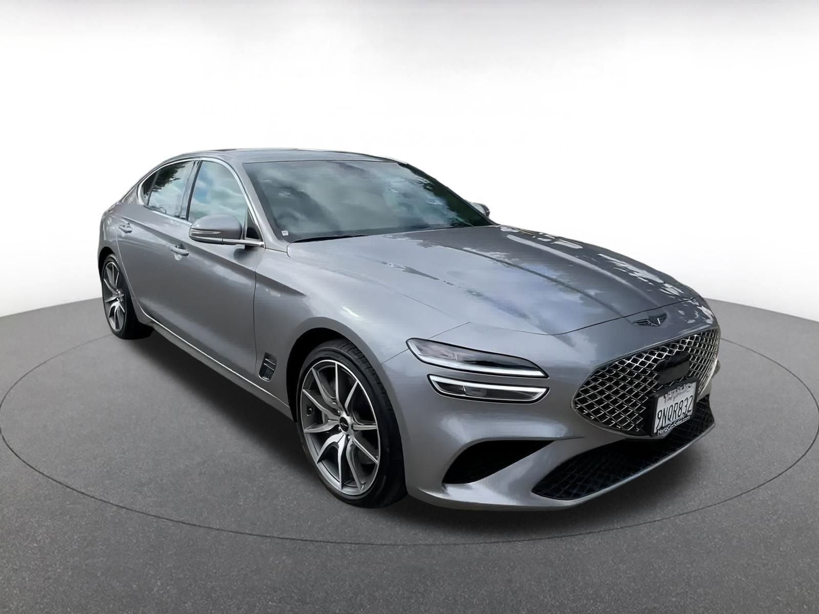 Thumbnail: 2025 Genesis G70 - 3