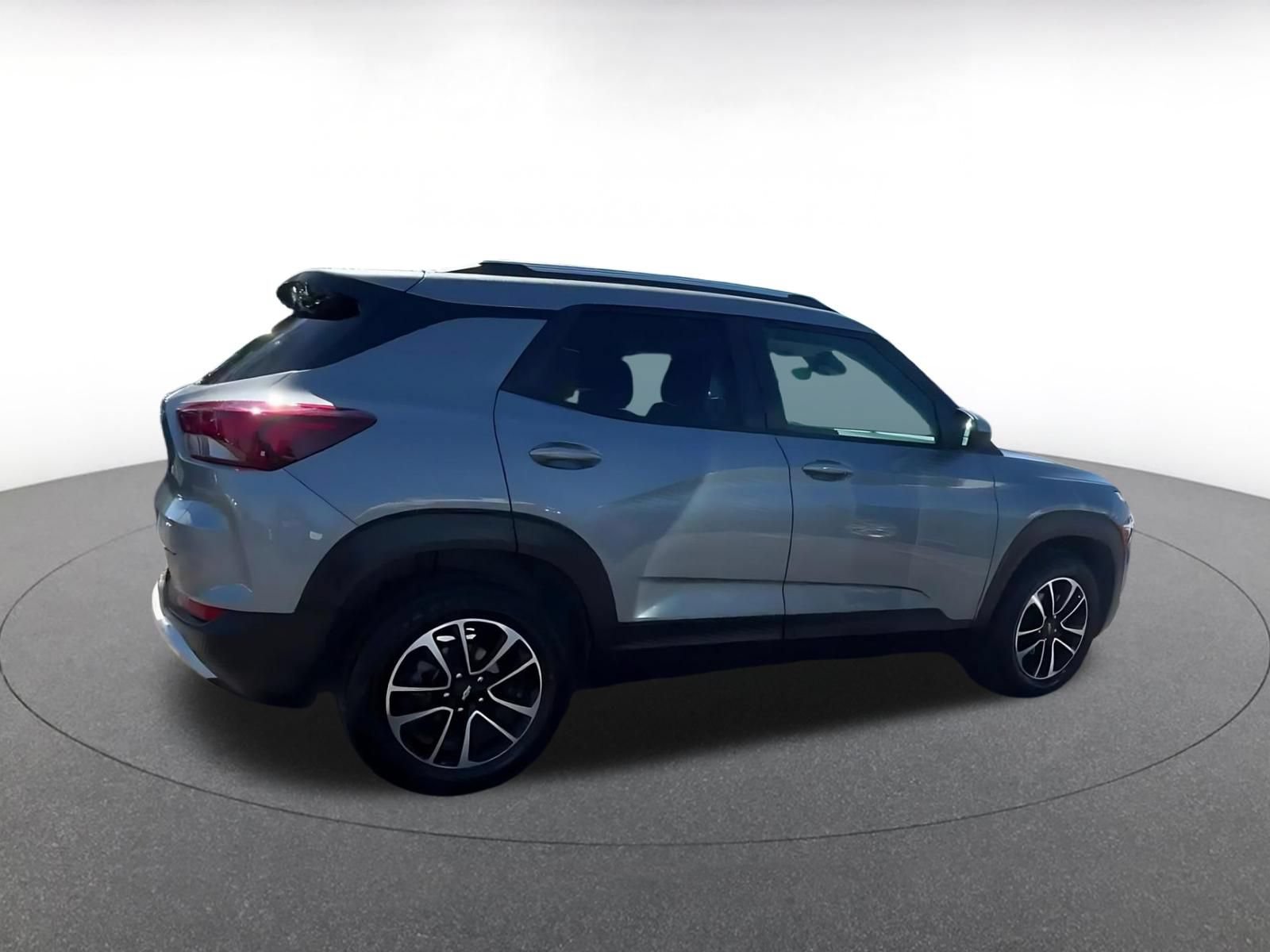 Thumbnail: 2025 Chevrolet TrailBlazer - 14